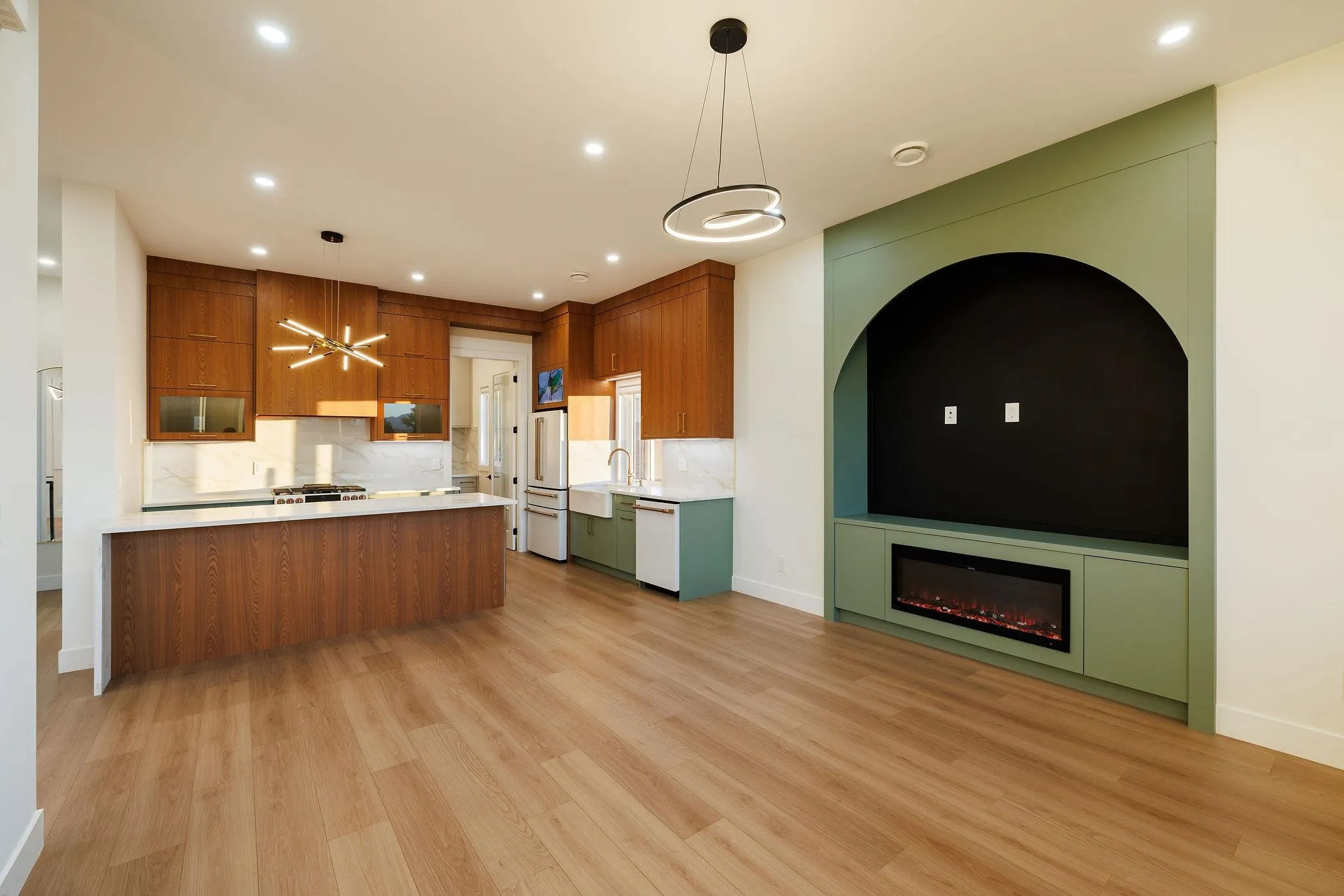 11313 137 Street #102