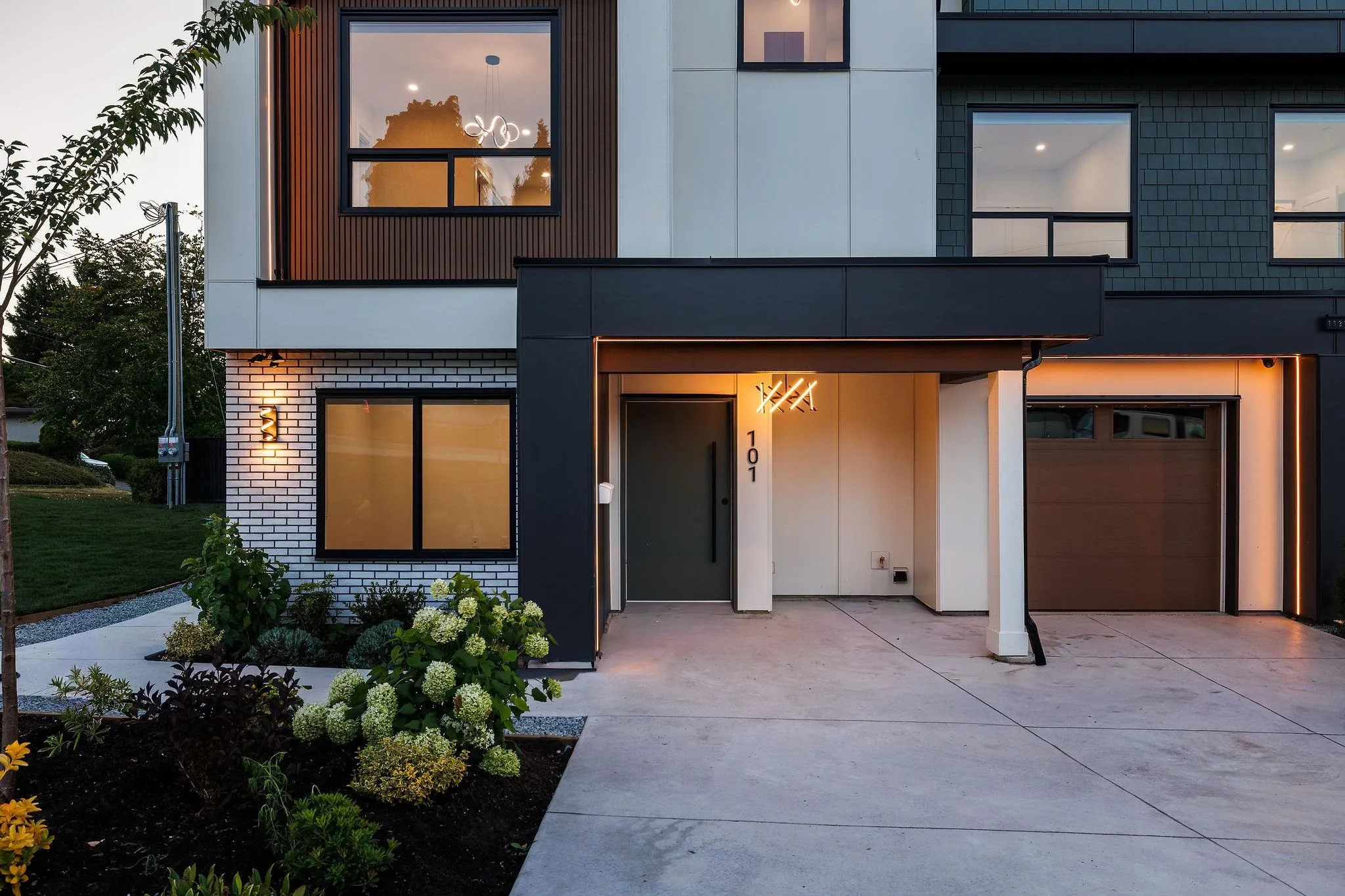 11313 137 Street #102