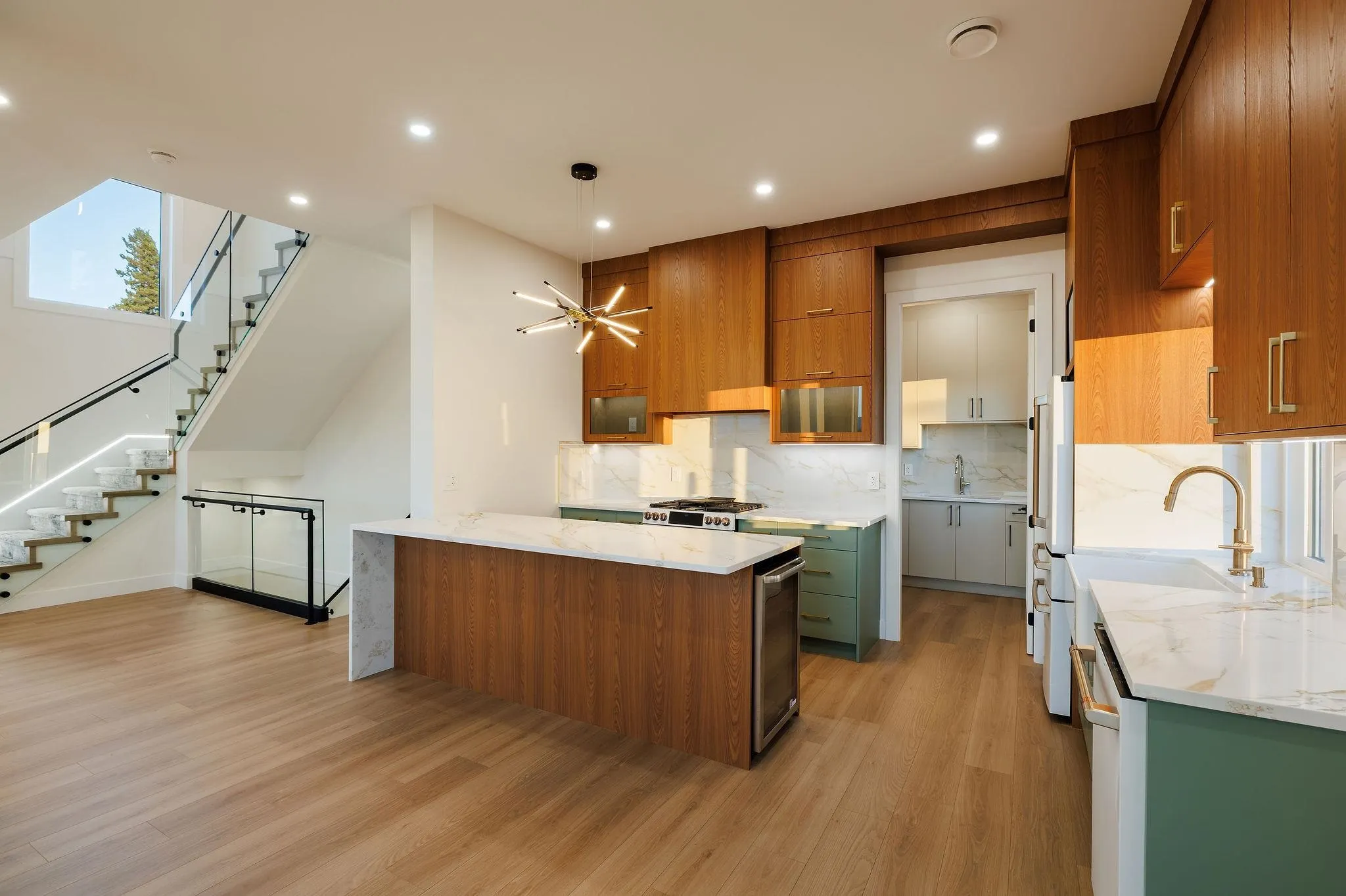 11313 137 Street #102