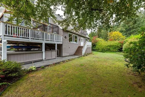 5607 Eagle Harbour Road