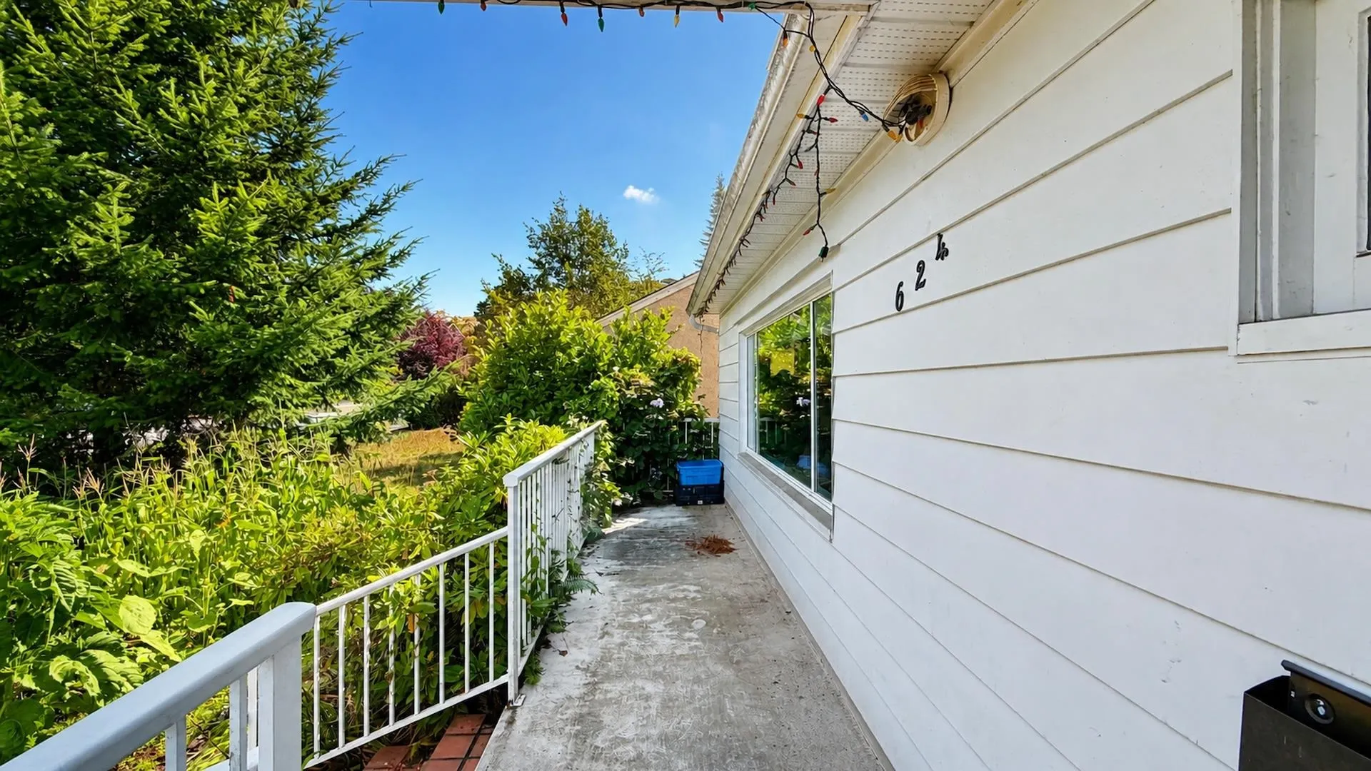 624 W 30th Avenue
