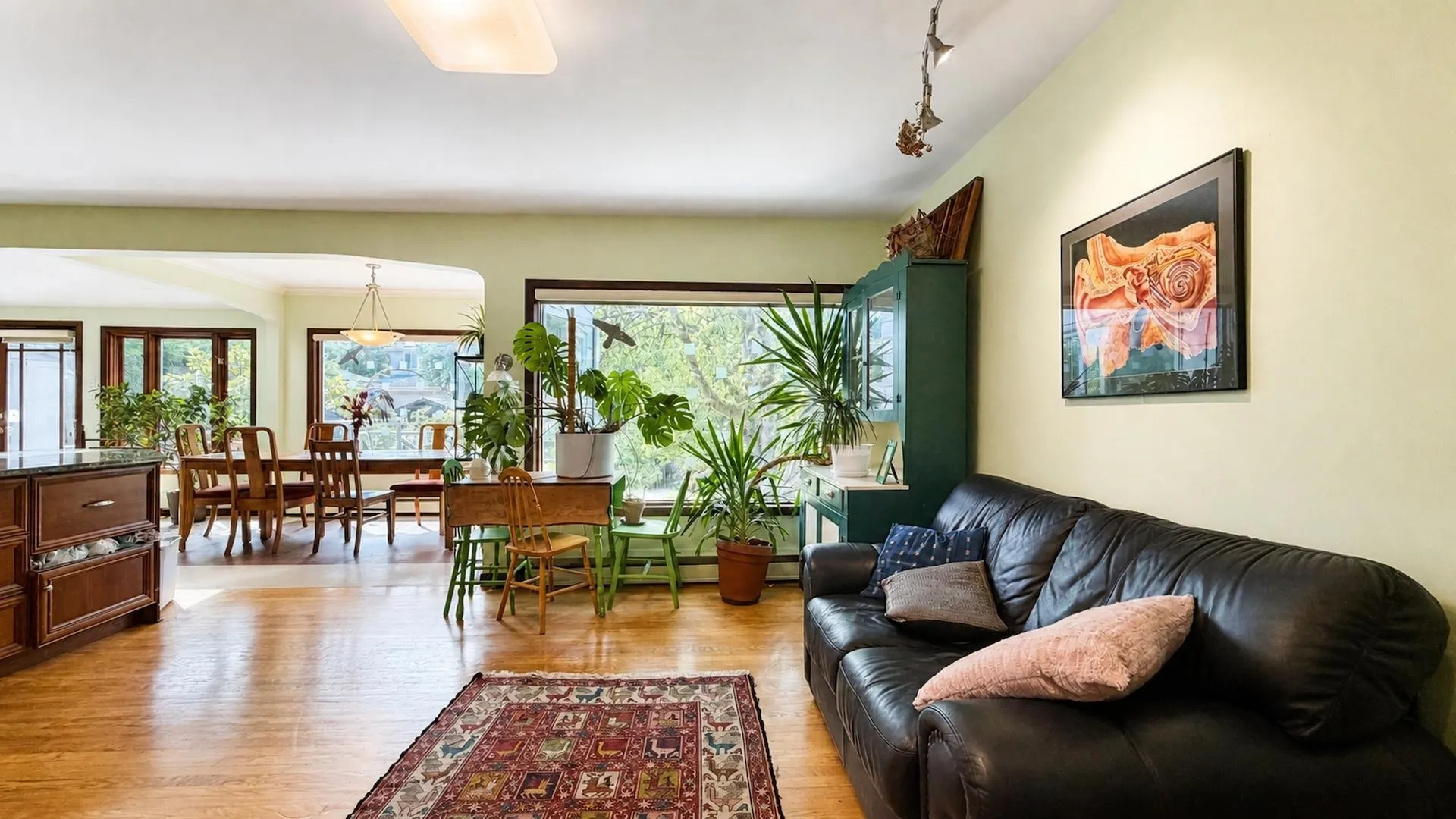 624 W 30th Avenue