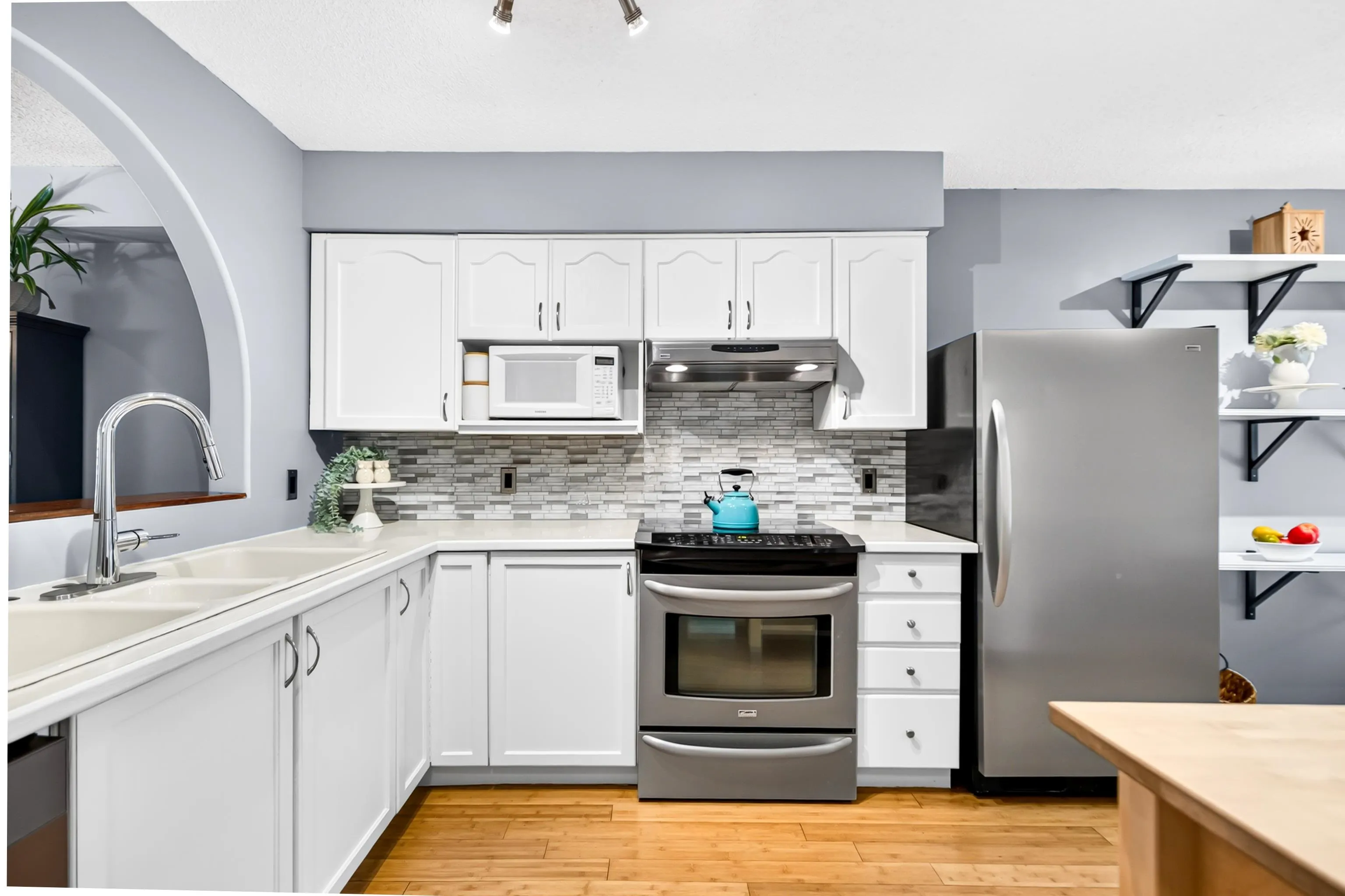 9045 Walnut Grove Drive #11