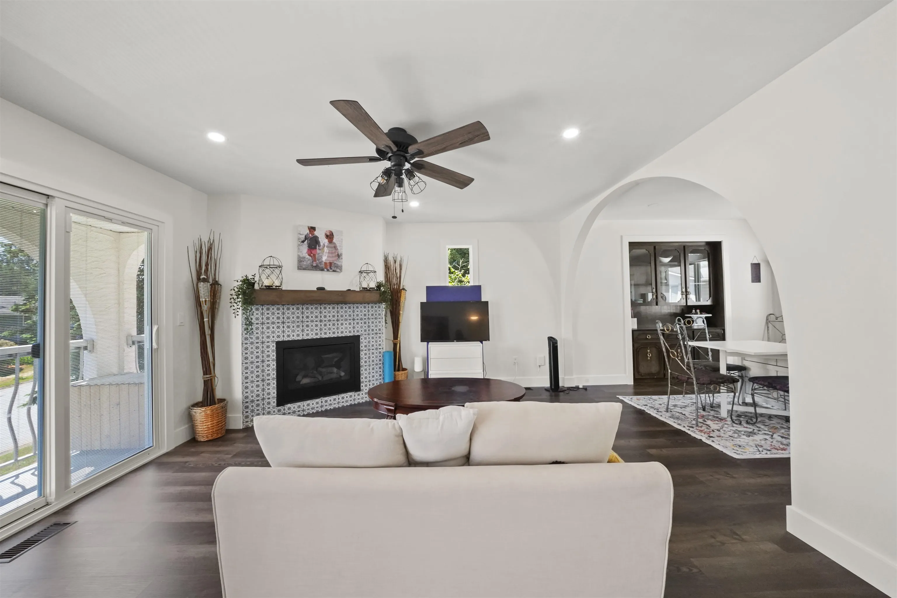 34941 Douglas Avenue