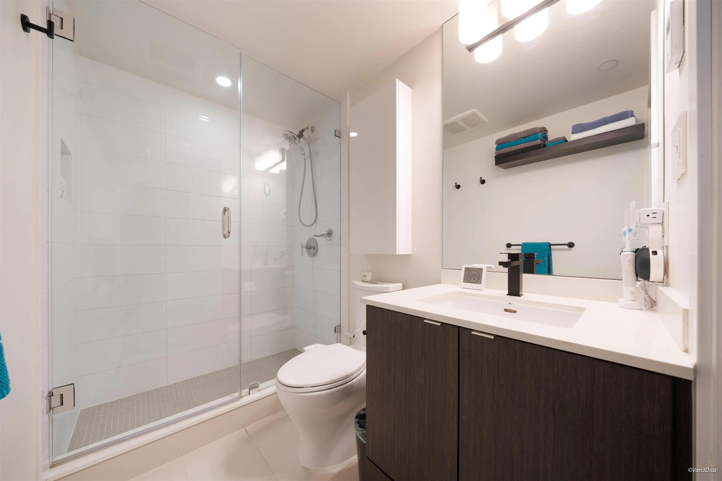 111 E 1st Avenue #905