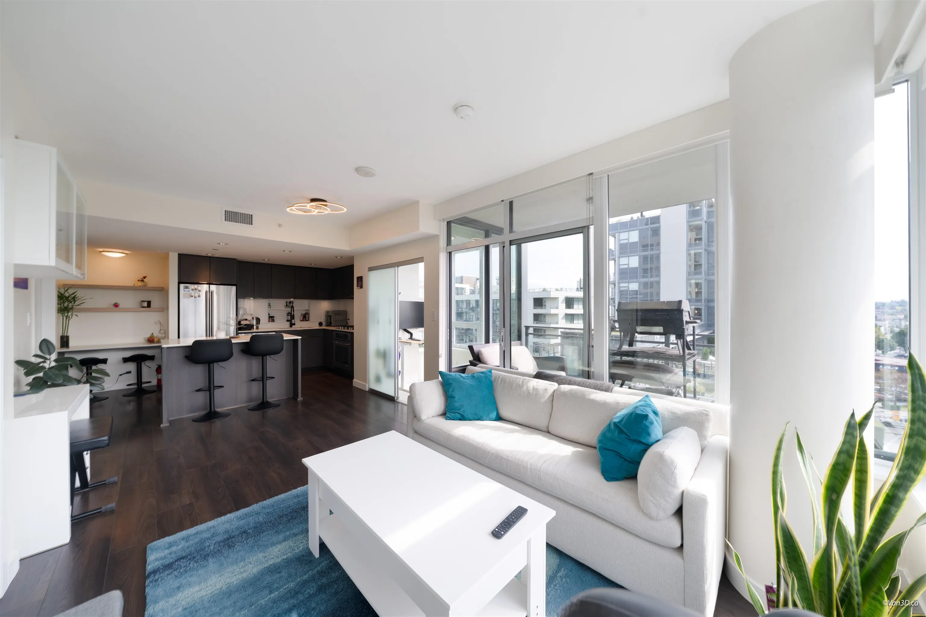 111 E 1st Avenue #905