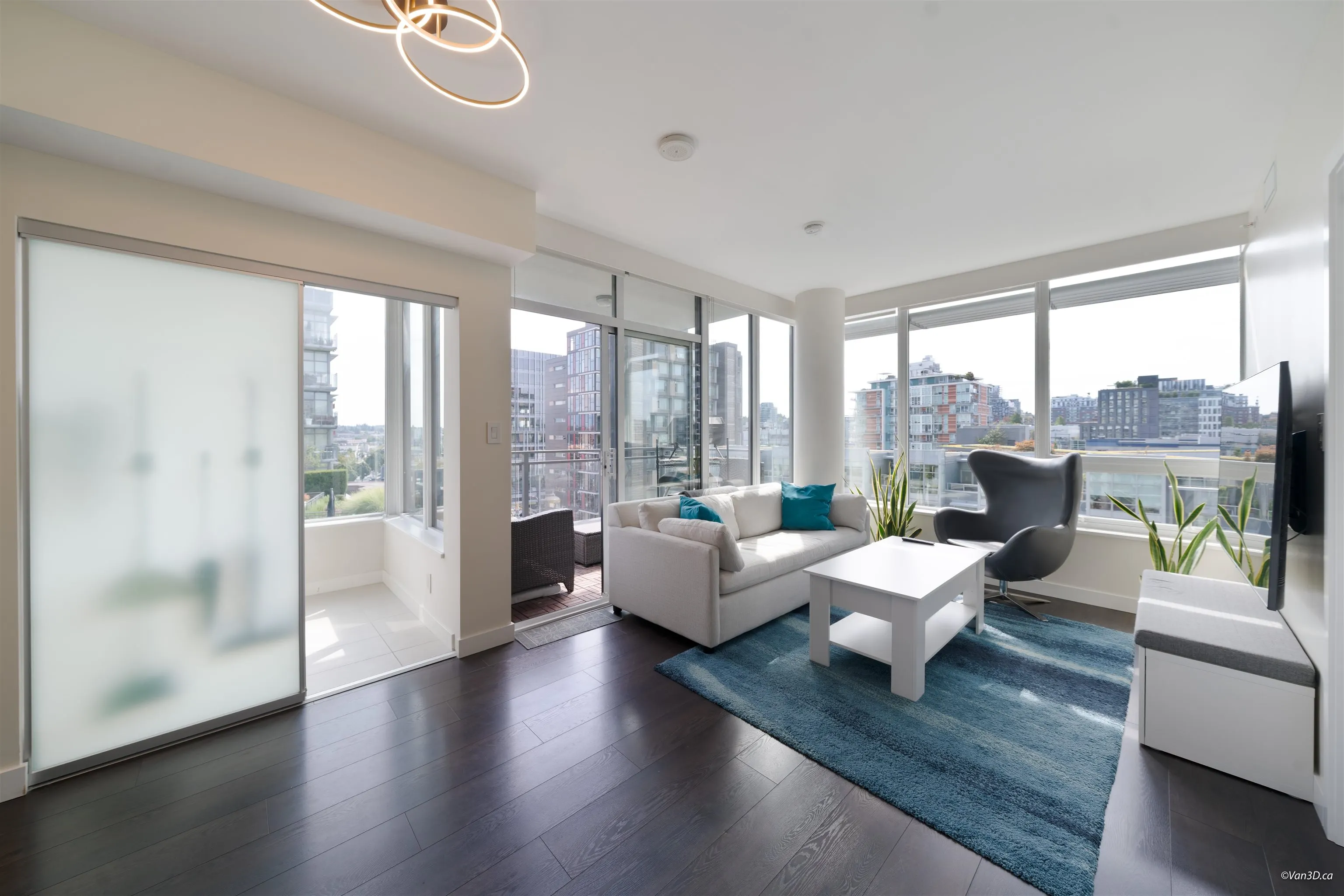 111 E 1st Avenue #905