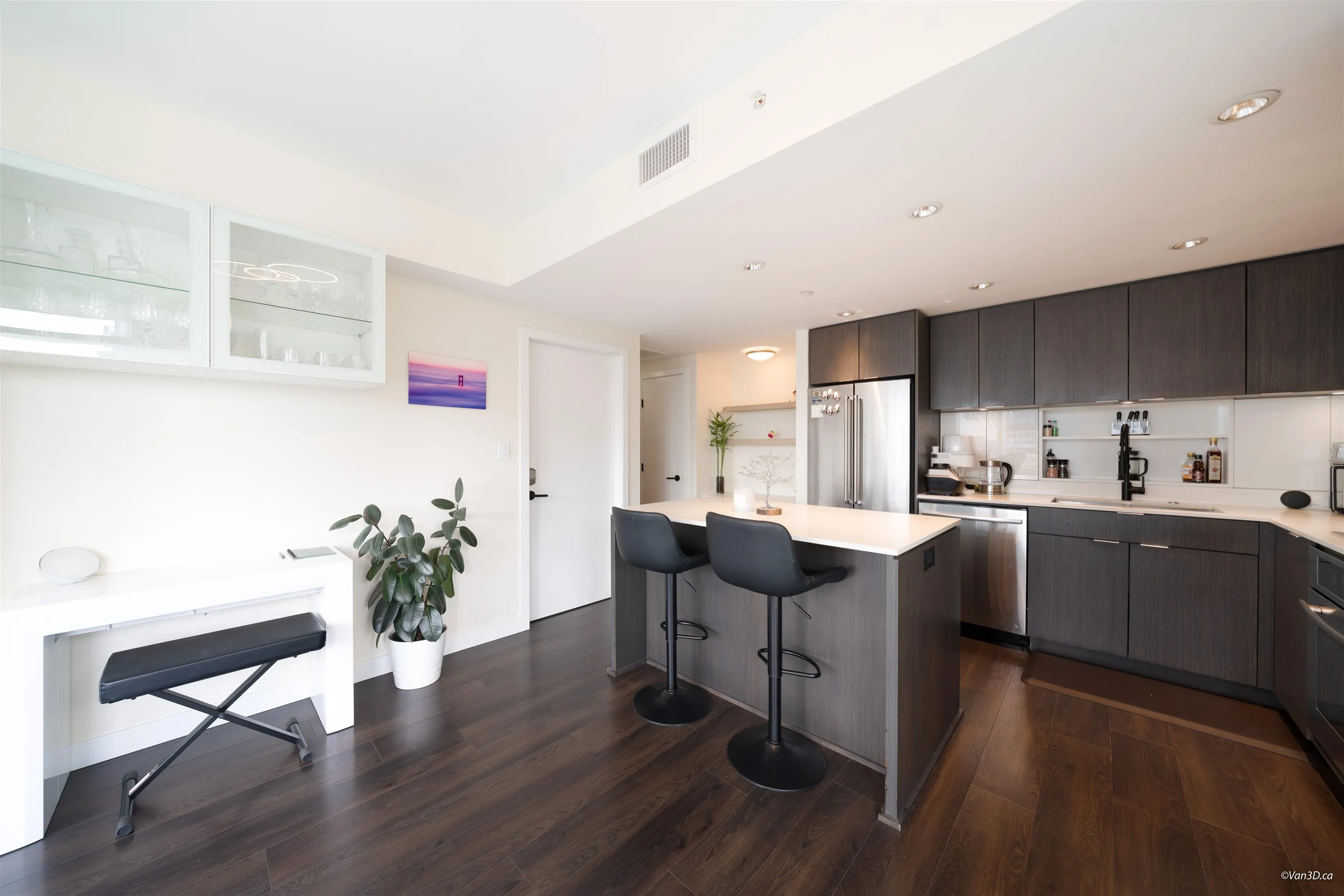 111 E 1st Avenue #905