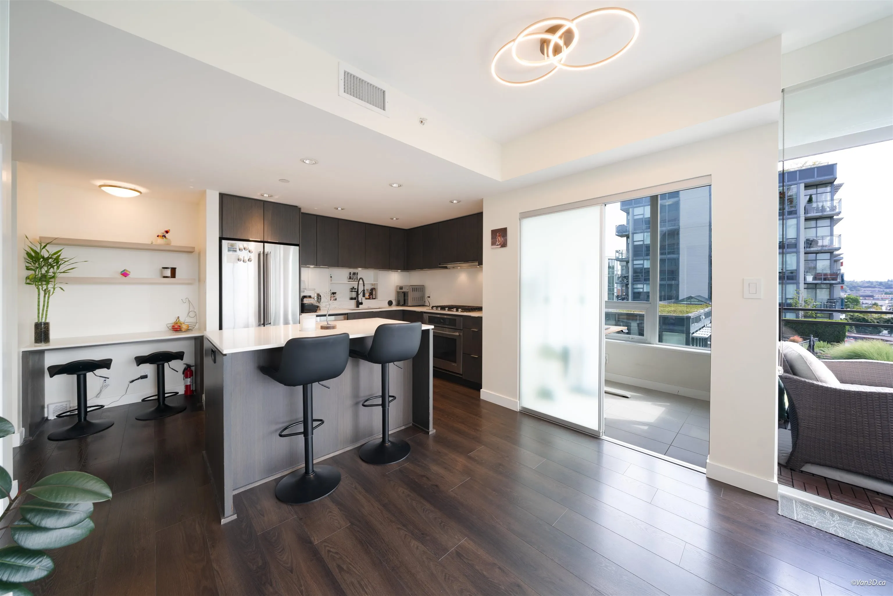 111 E 1st Avenue #905