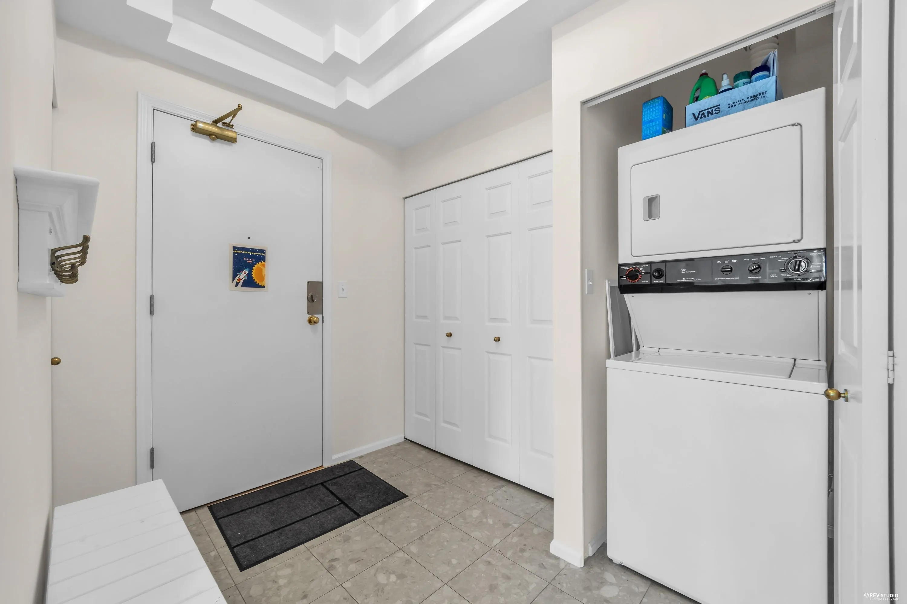 6521 Bonsor Avenue #901