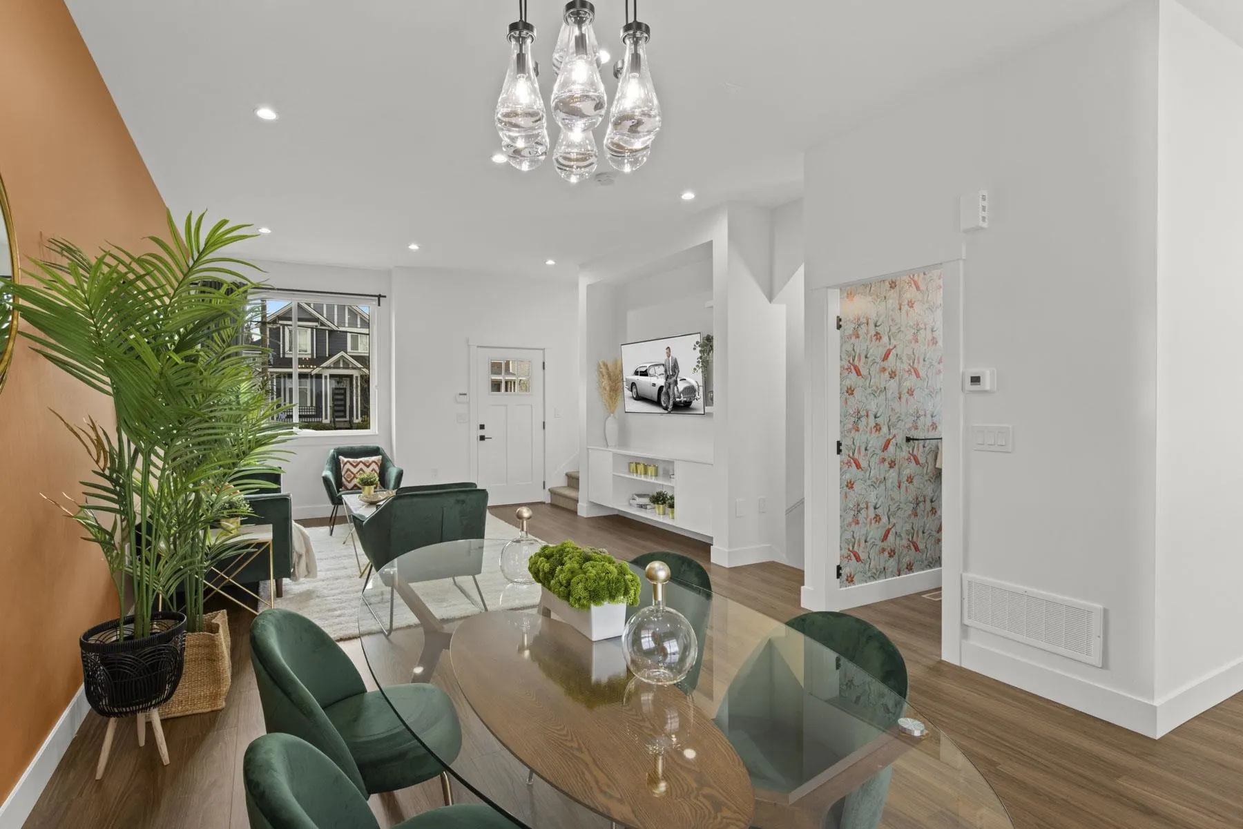 6035 141 Street #7