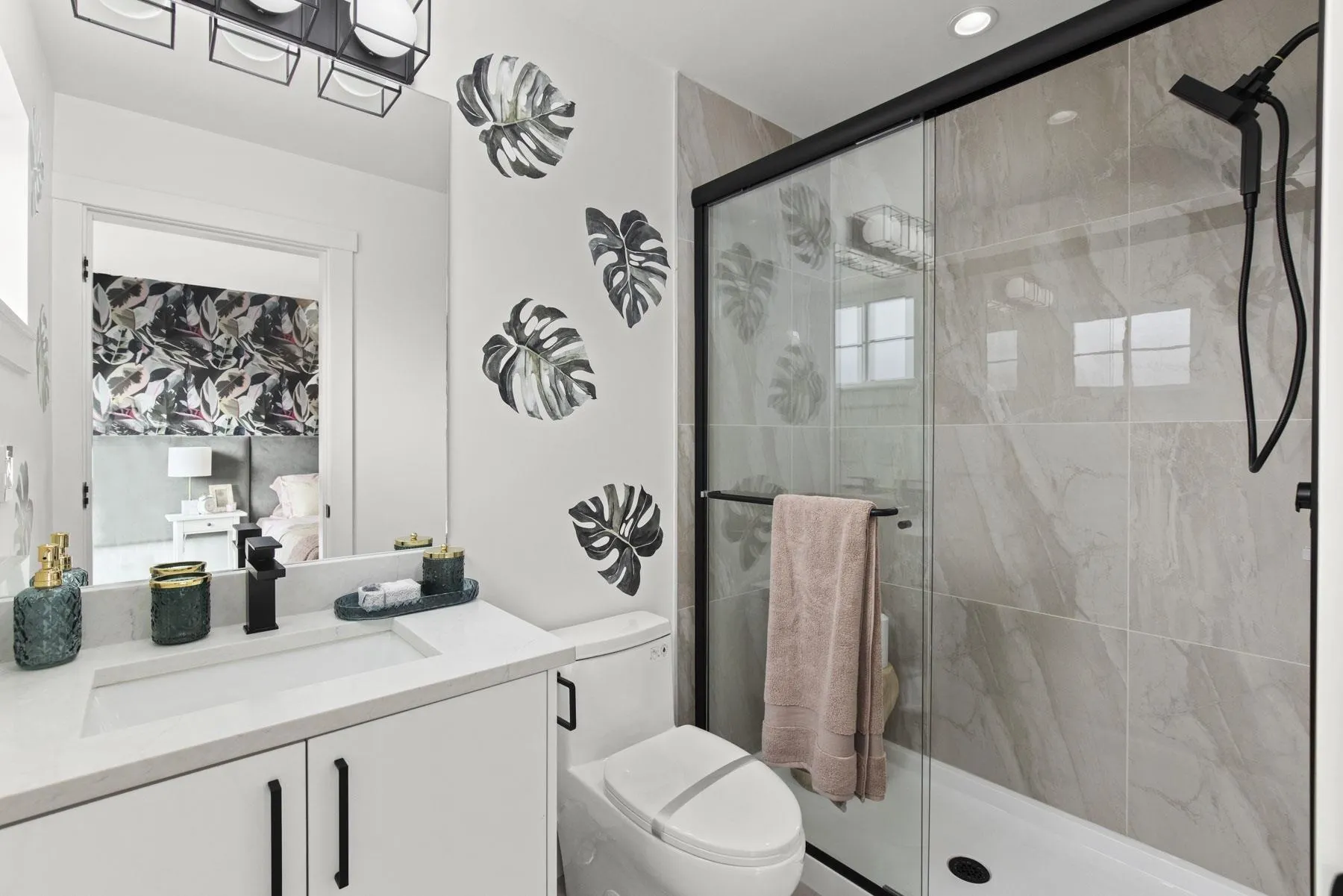 6035 141 Street #7