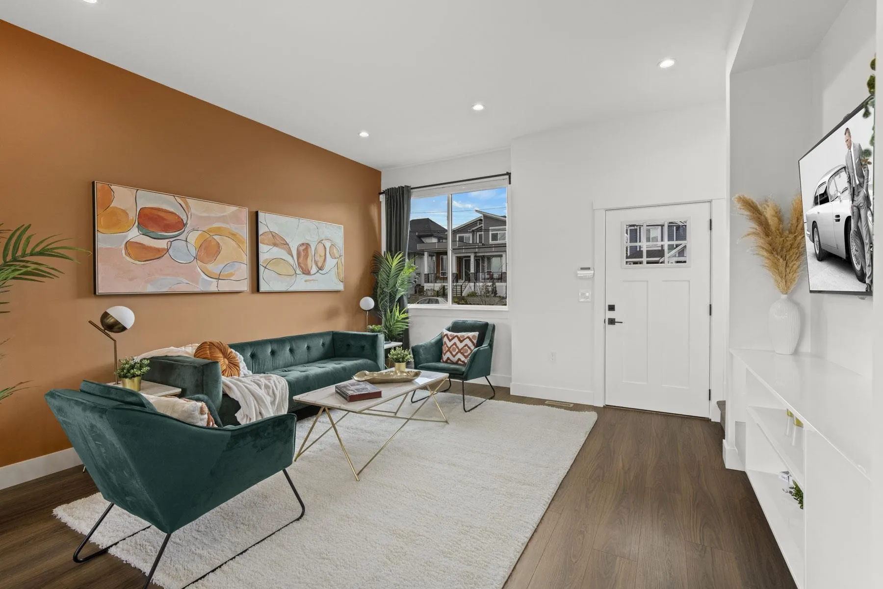 6035 141 Street #7