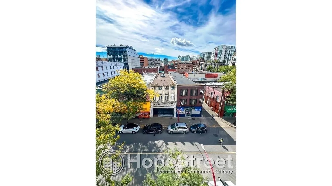 231 East Pender Street #605