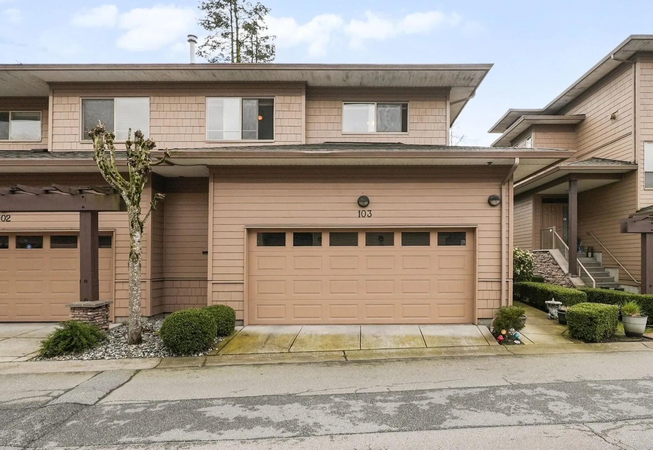 16655 64 Avenue #103