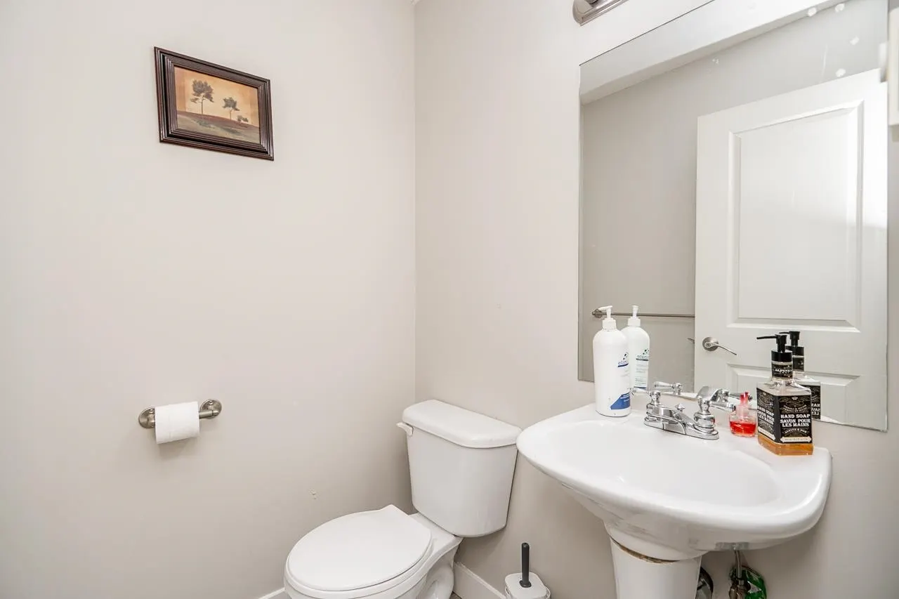 16772 61 Avenue #11