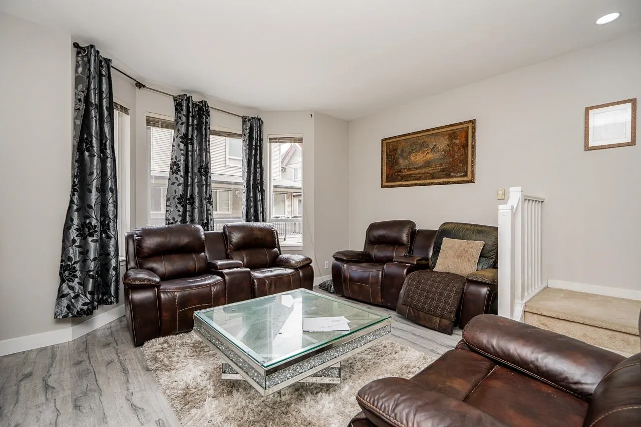 16772 61 Avenue #11