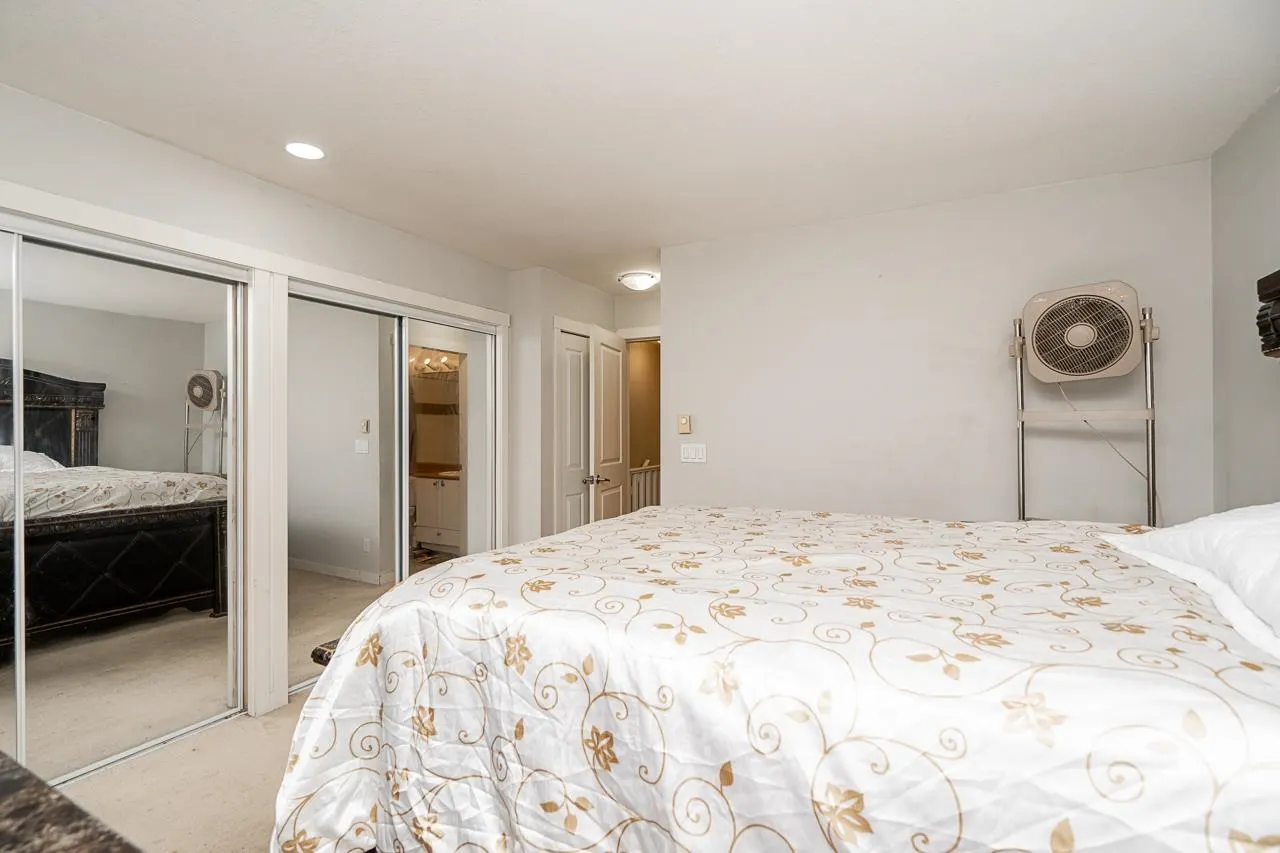 16772 61 Avenue #11