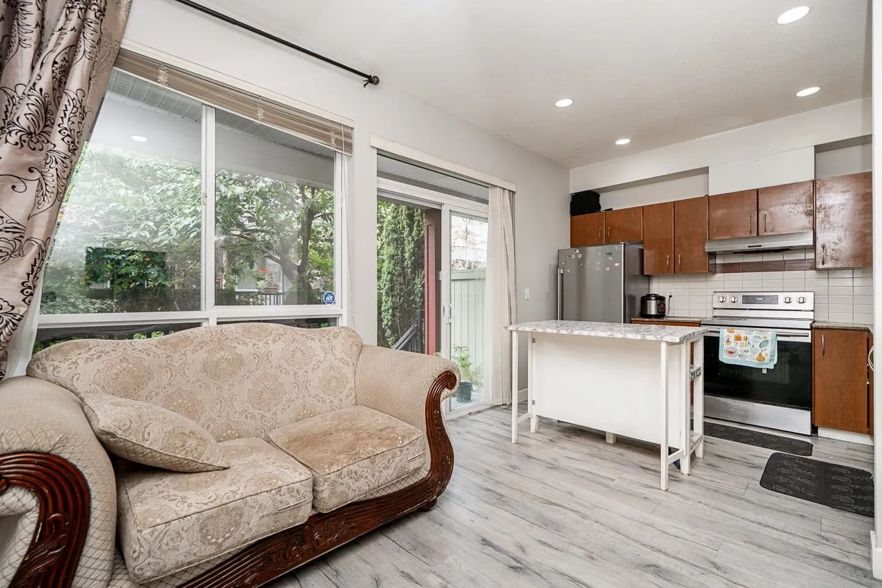 16772 61 Avenue #11