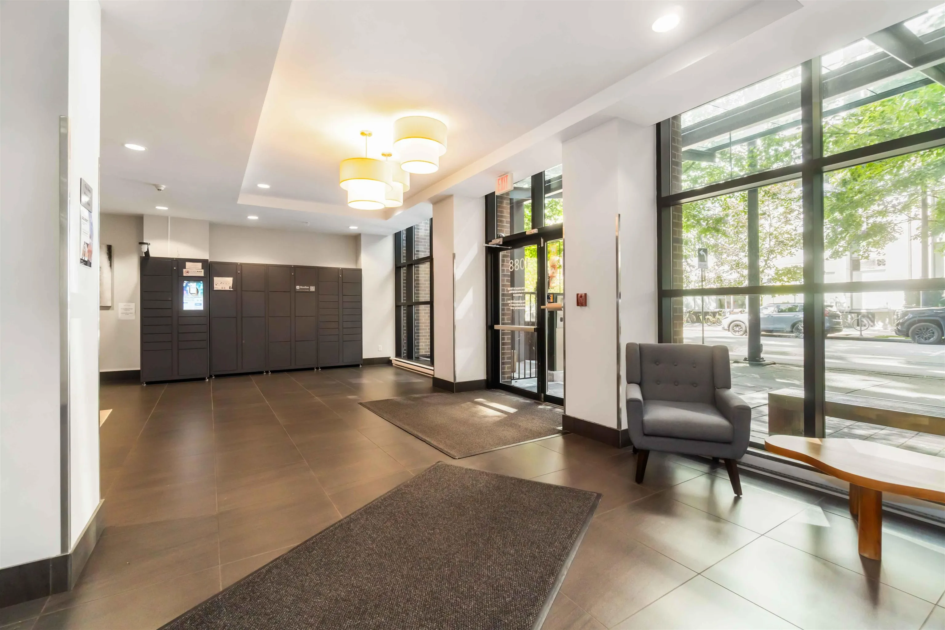 1088 Richards Street #813