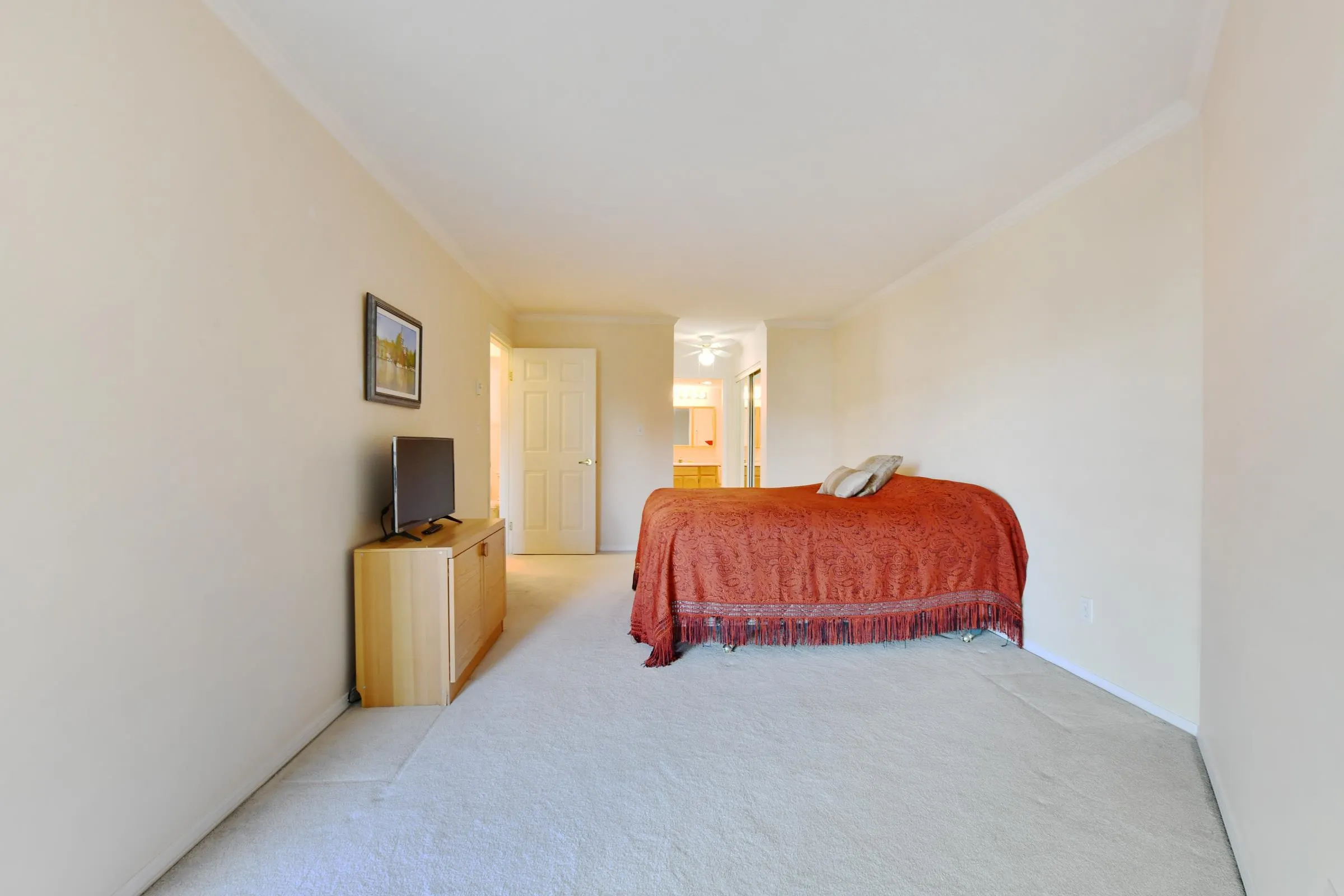 20600 53a Avenue #205