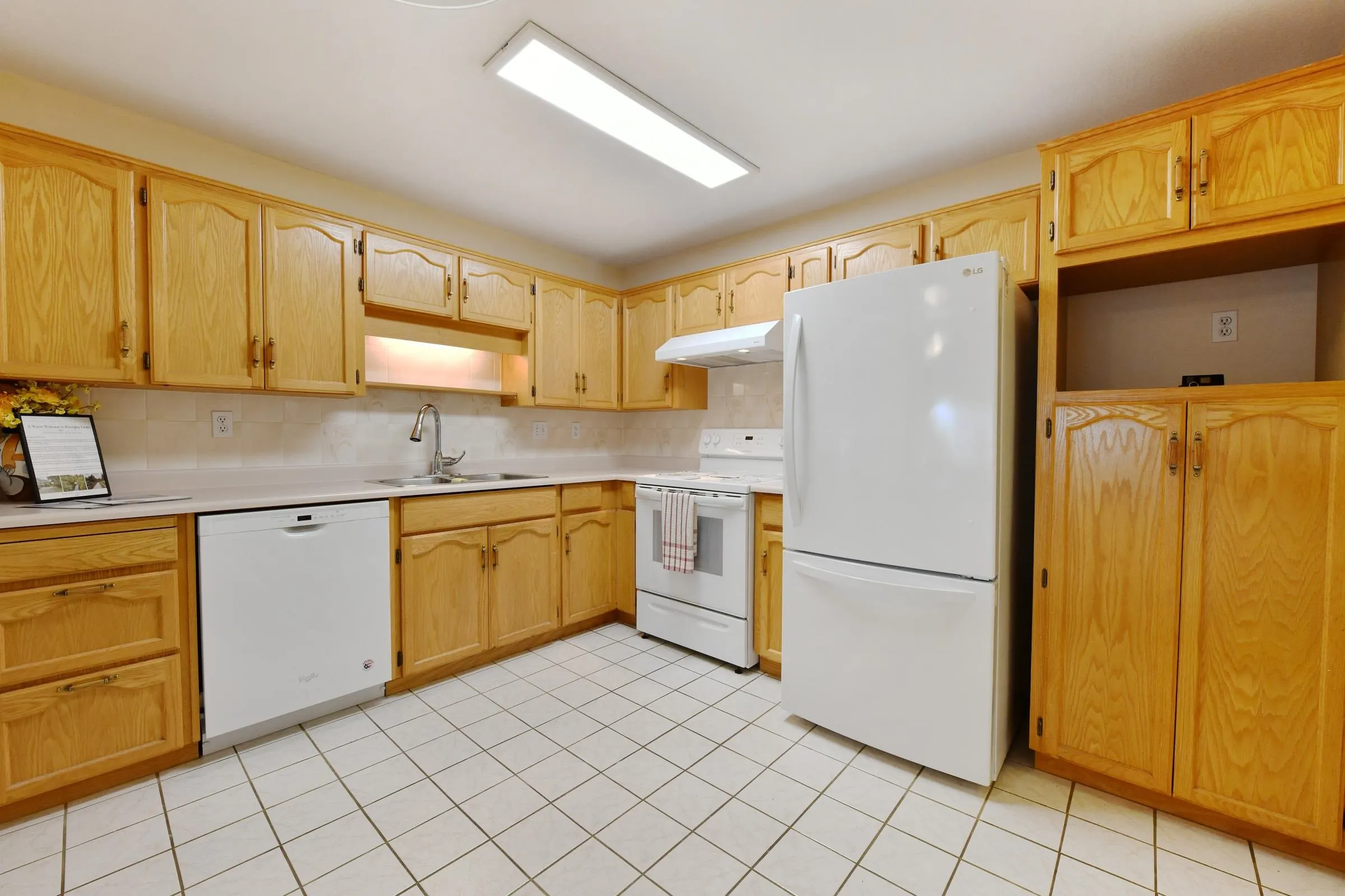 20600 53a Avenue #205