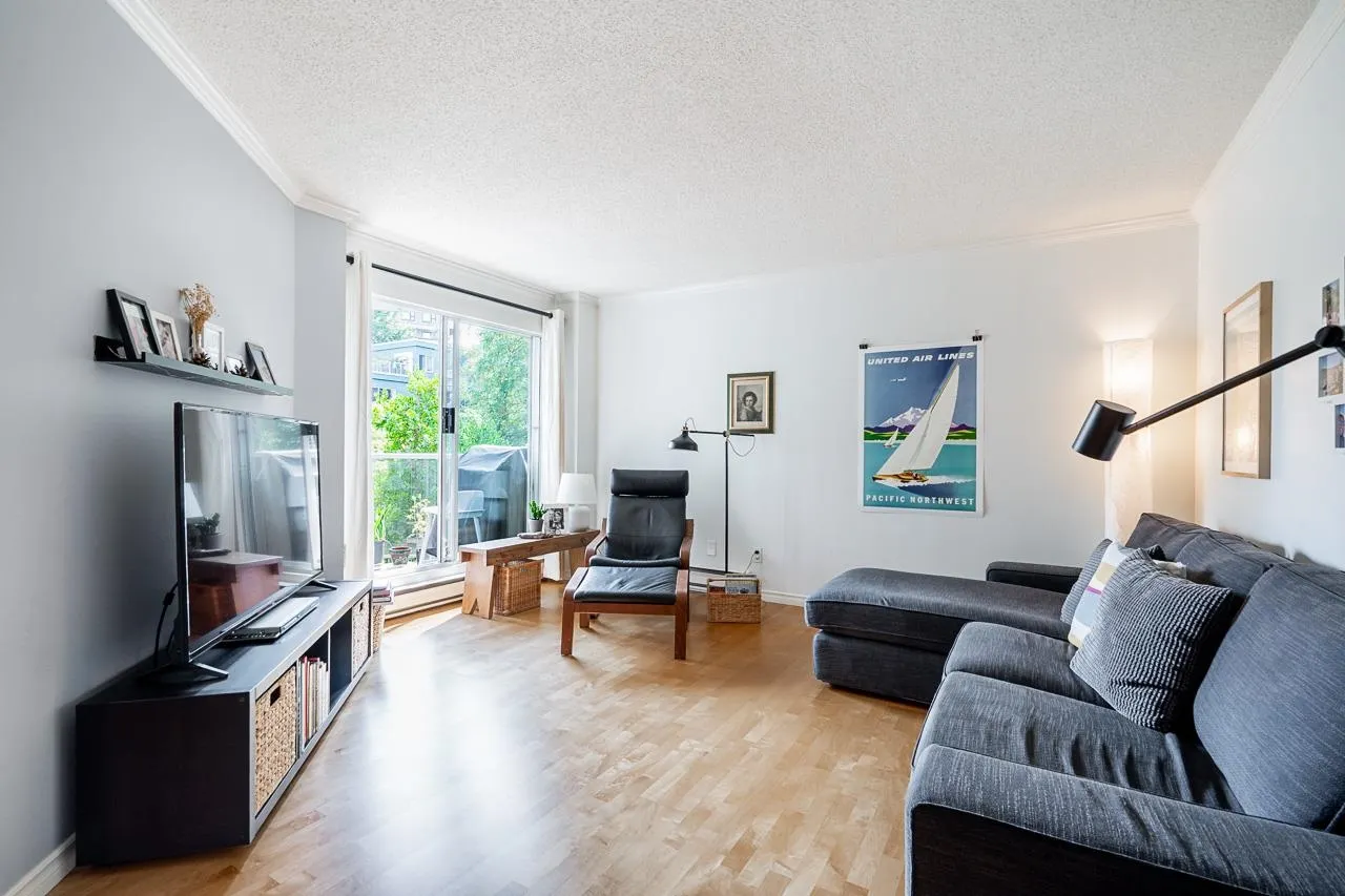 1510 W 1st Avenue #303