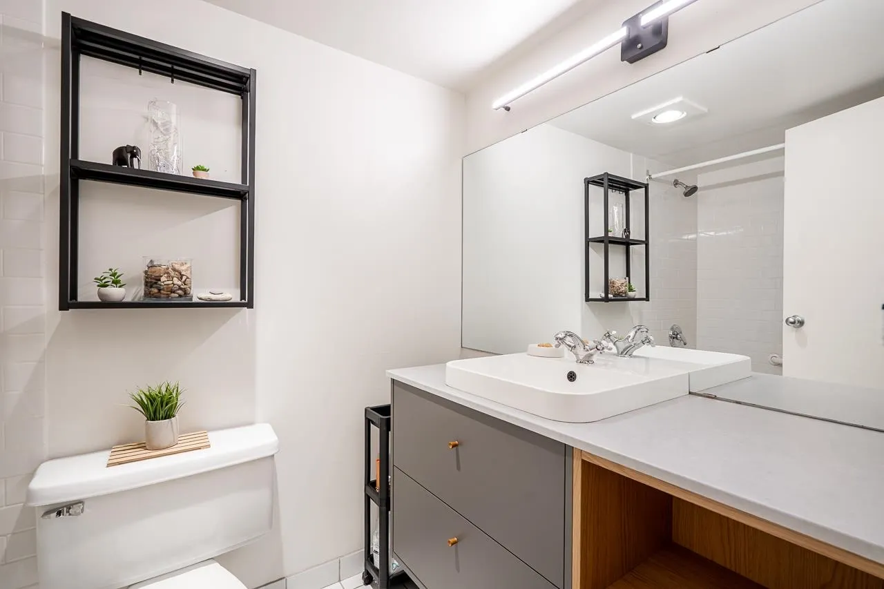 1510 W 1st Avenue #303