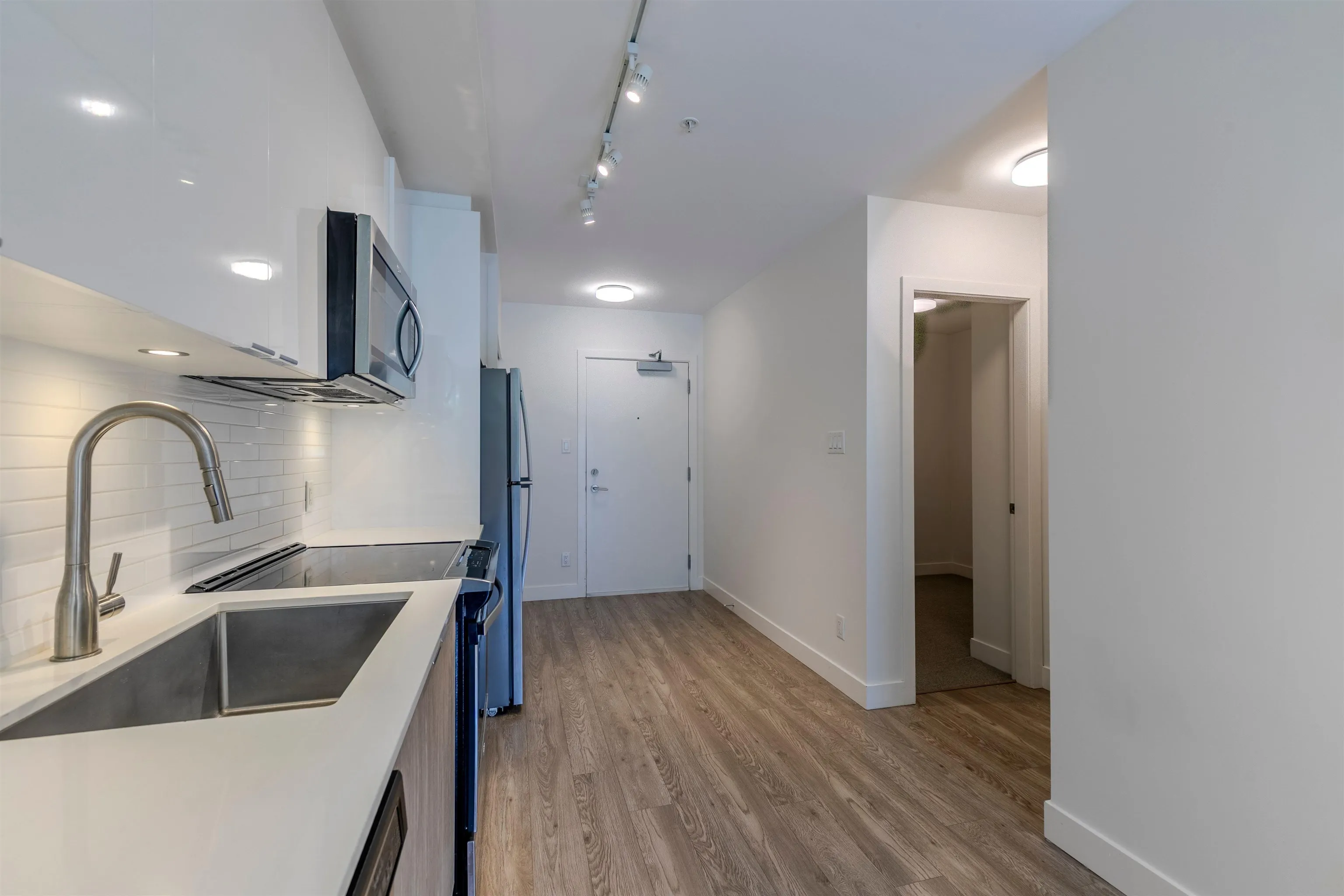 37881 Cleveland Avenue #203