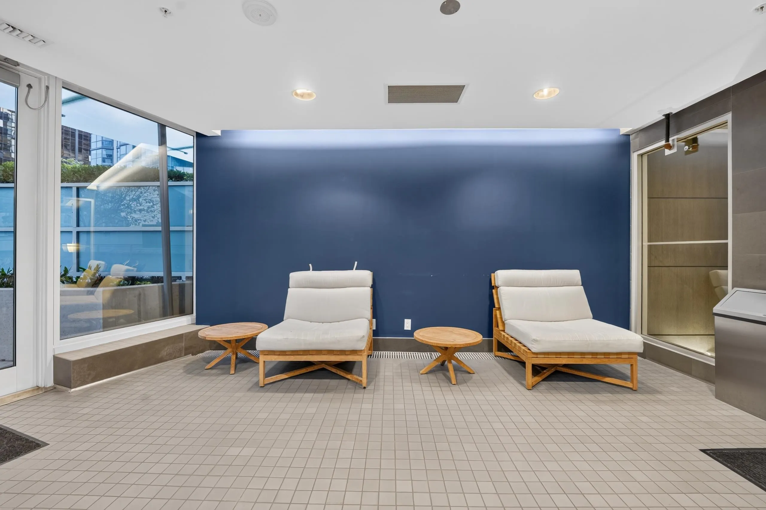 1477 W Pender Street #206