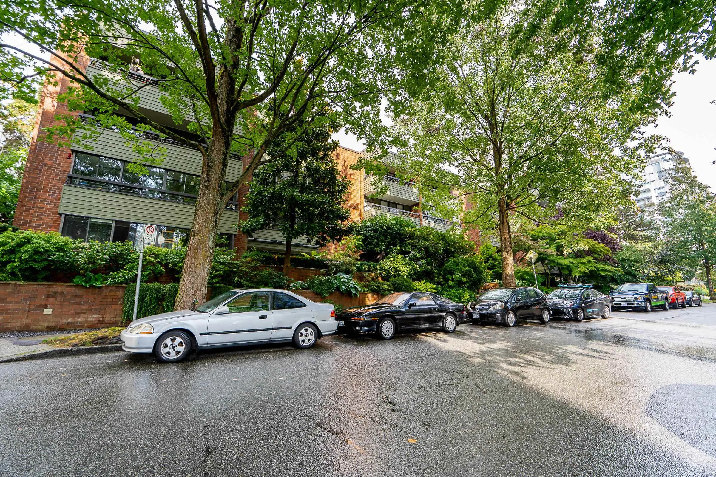 1355 Harwood Street #310