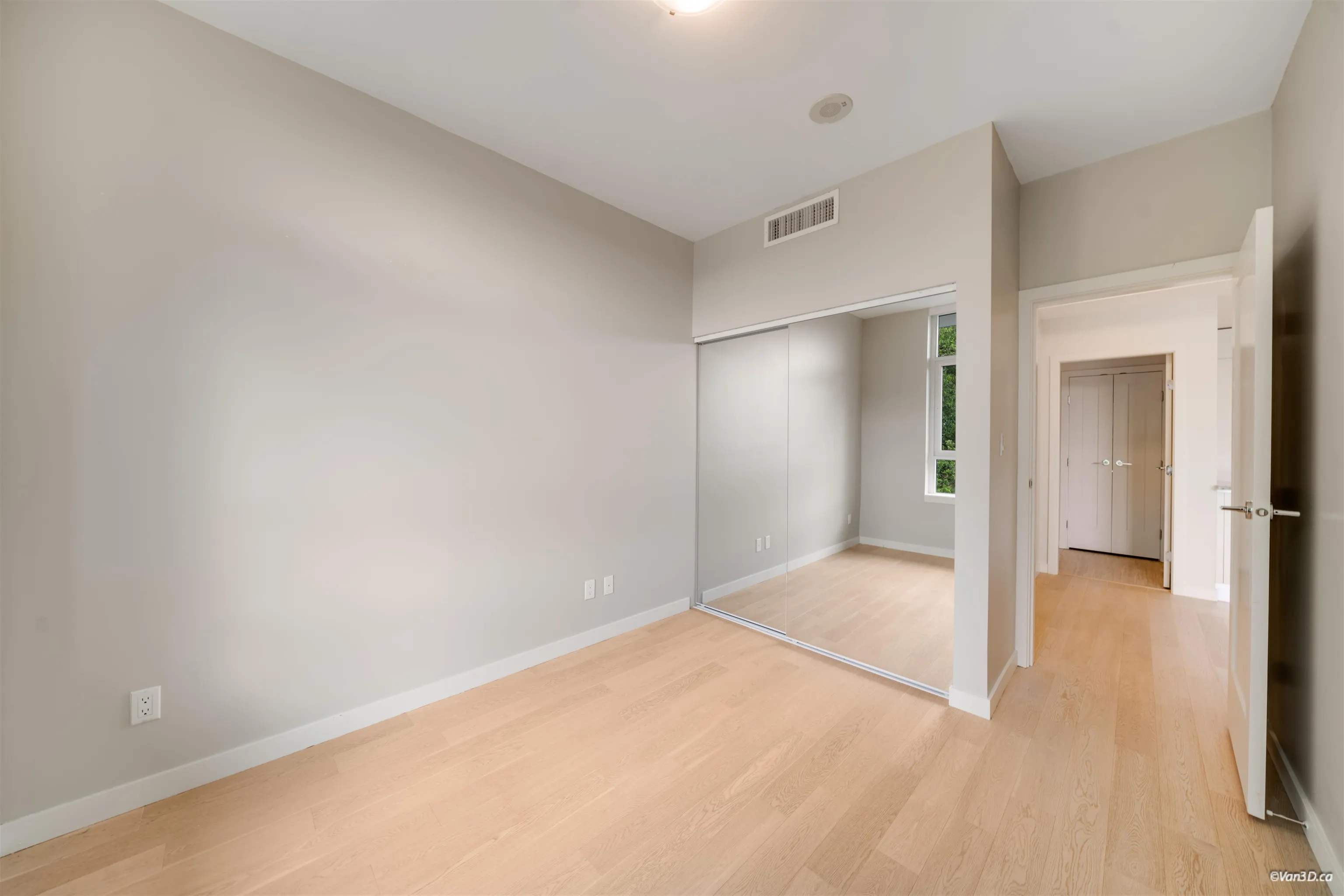 2565 Maple Street #704