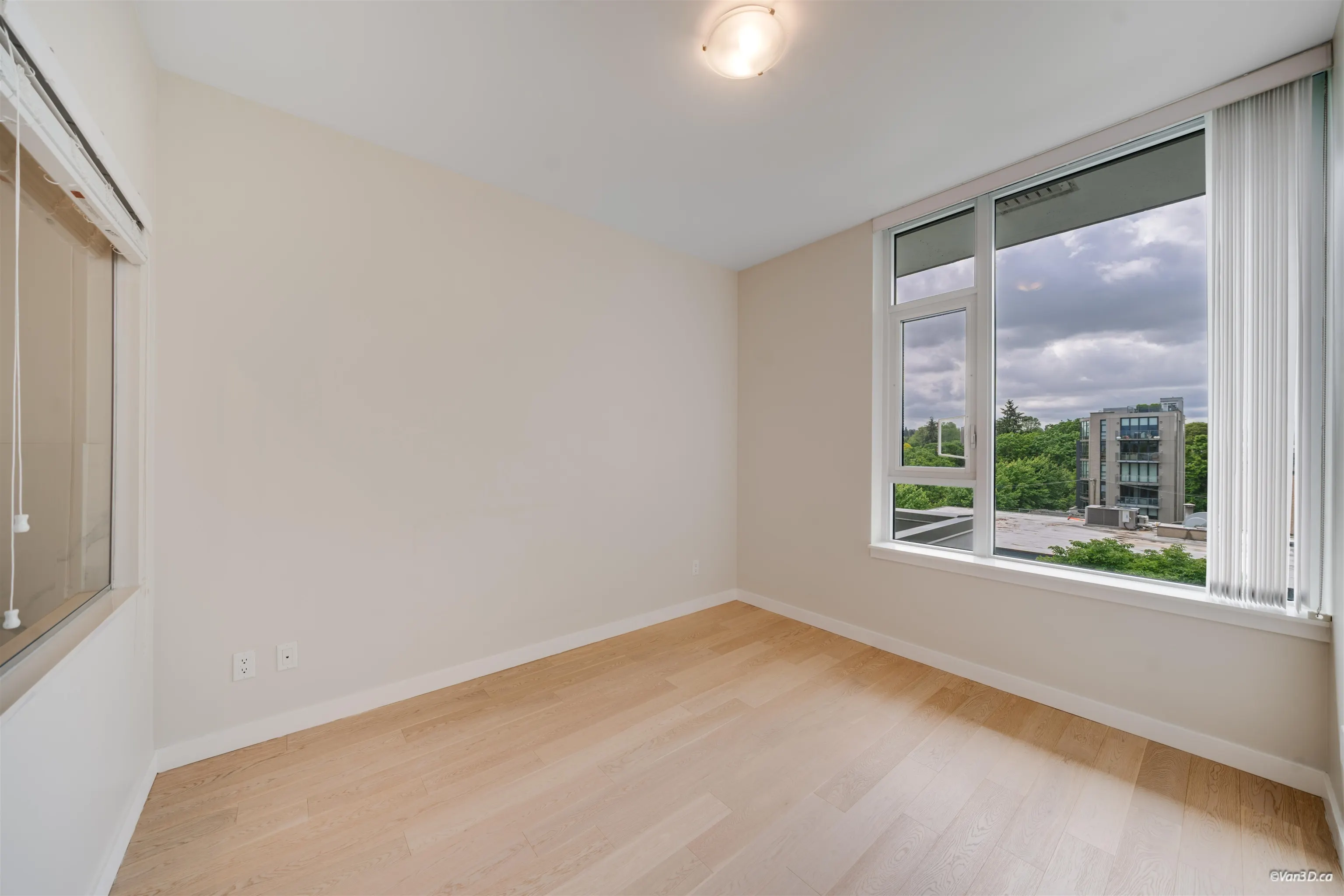 2565 Maple Street #704