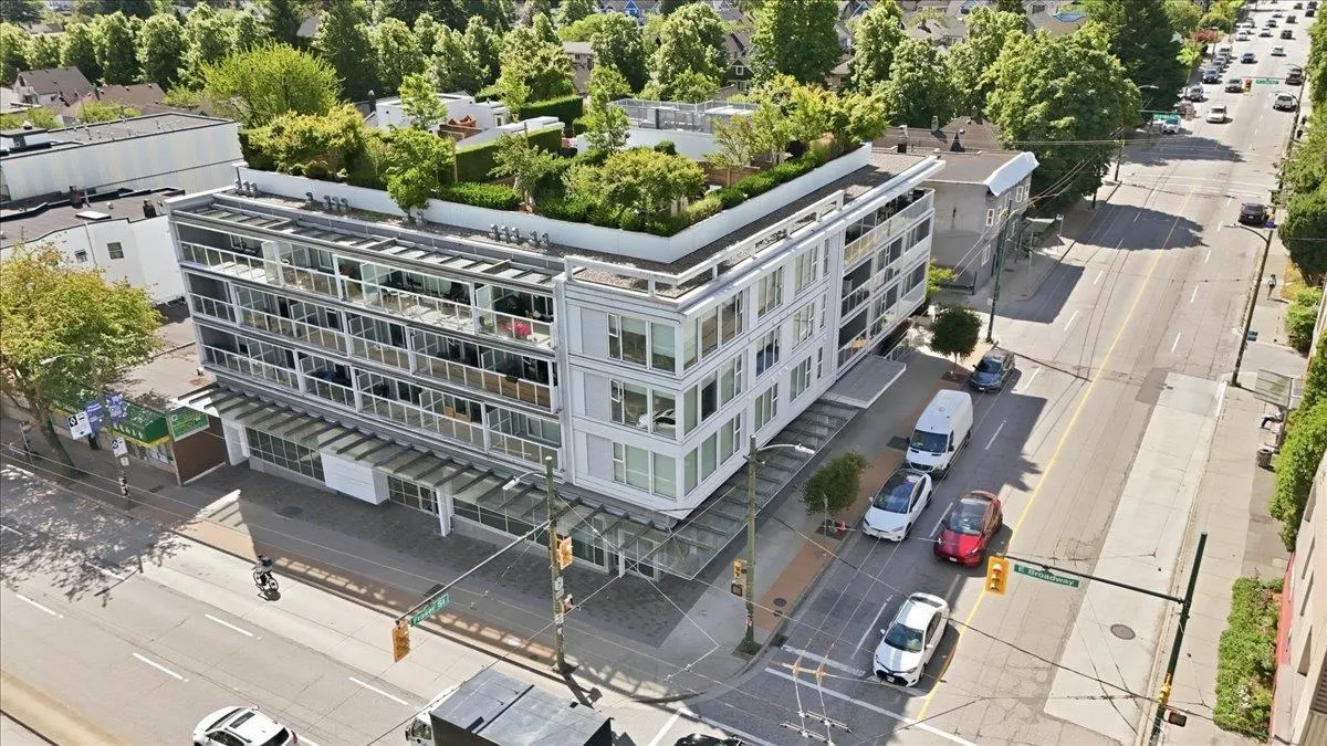 2508 Fraser Street #203
