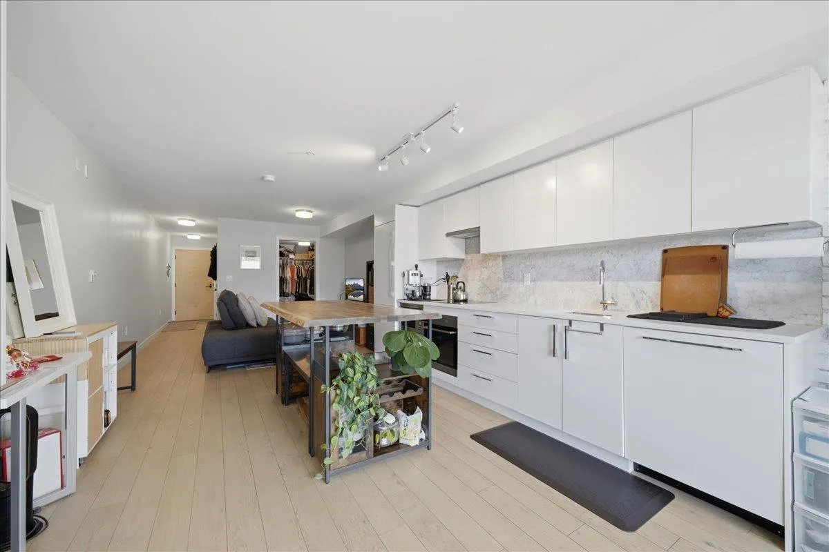 2508 Fraser Street #203