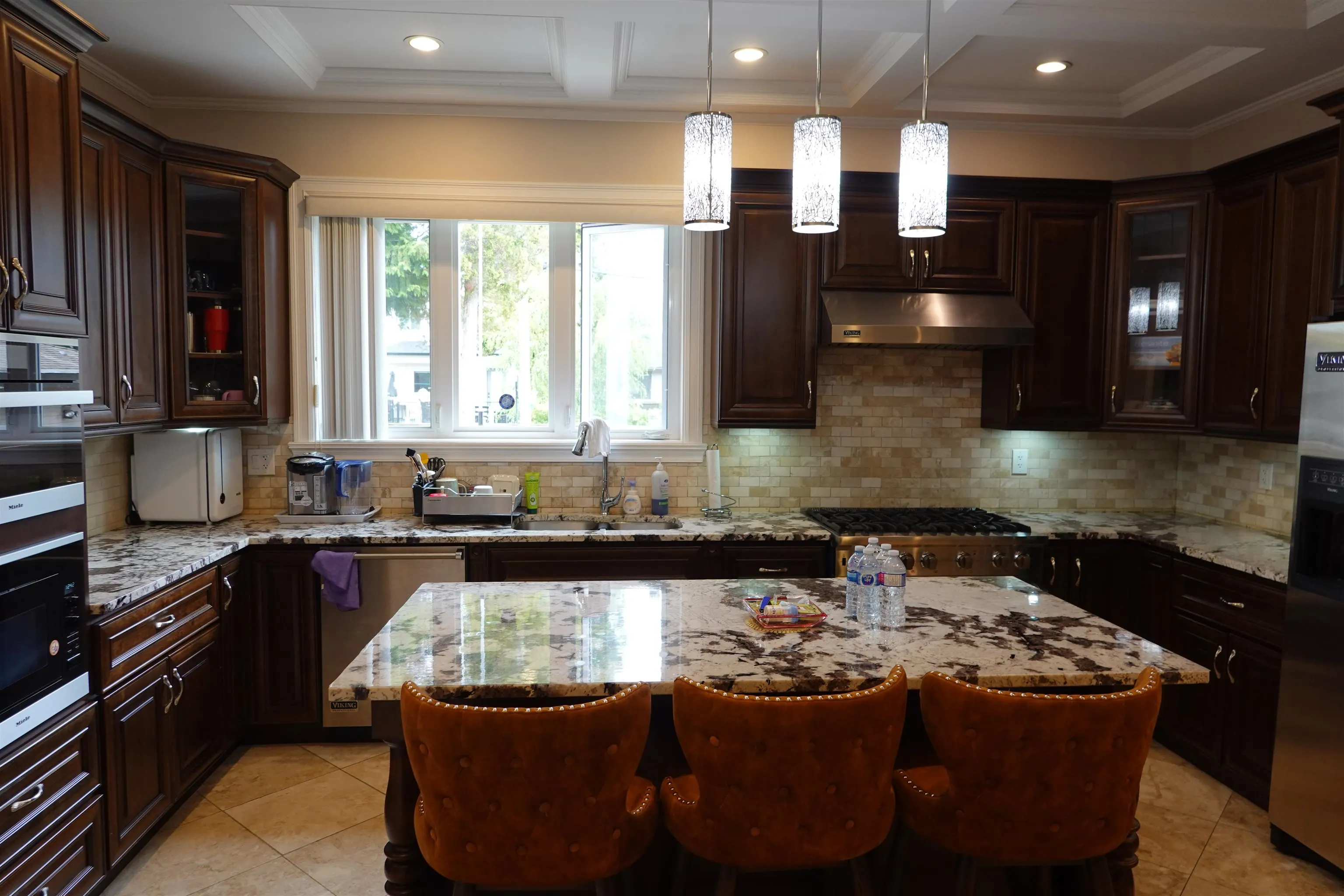 729 W 47th Avenue