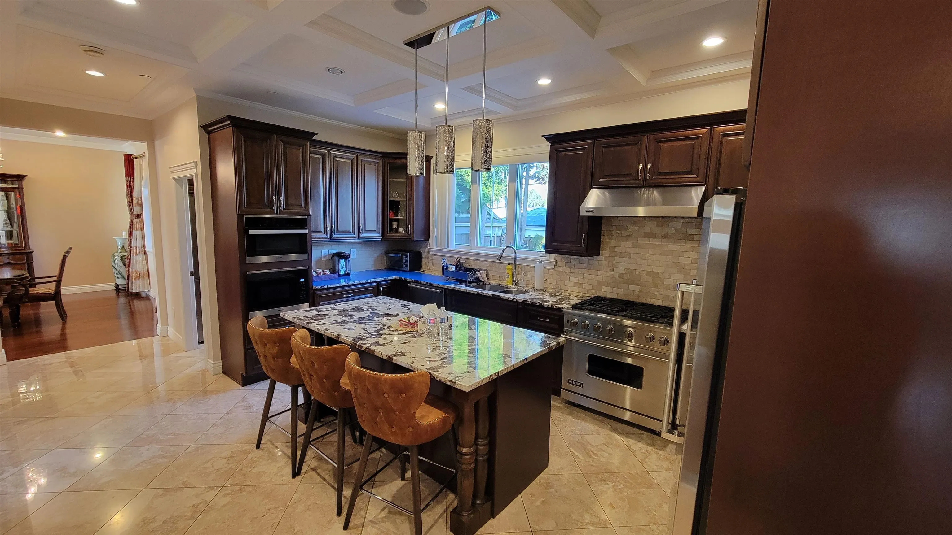 729 W 47th Avenue