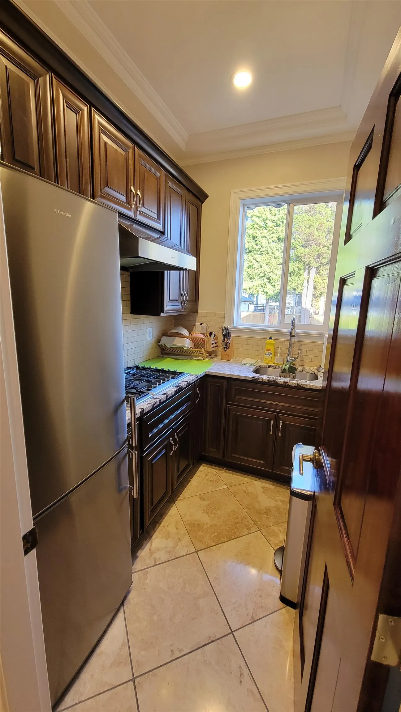 729 W 47th Avenue