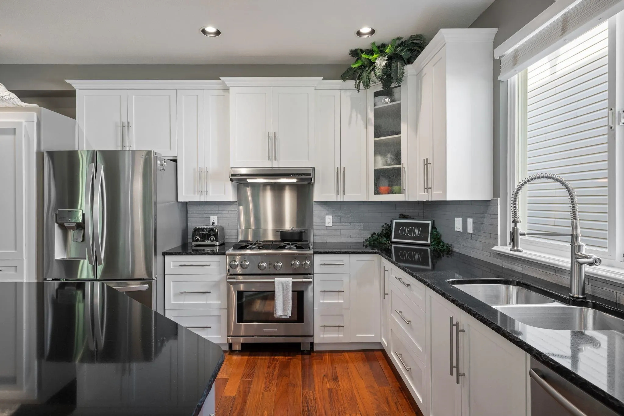 3277 Chartwell Grn