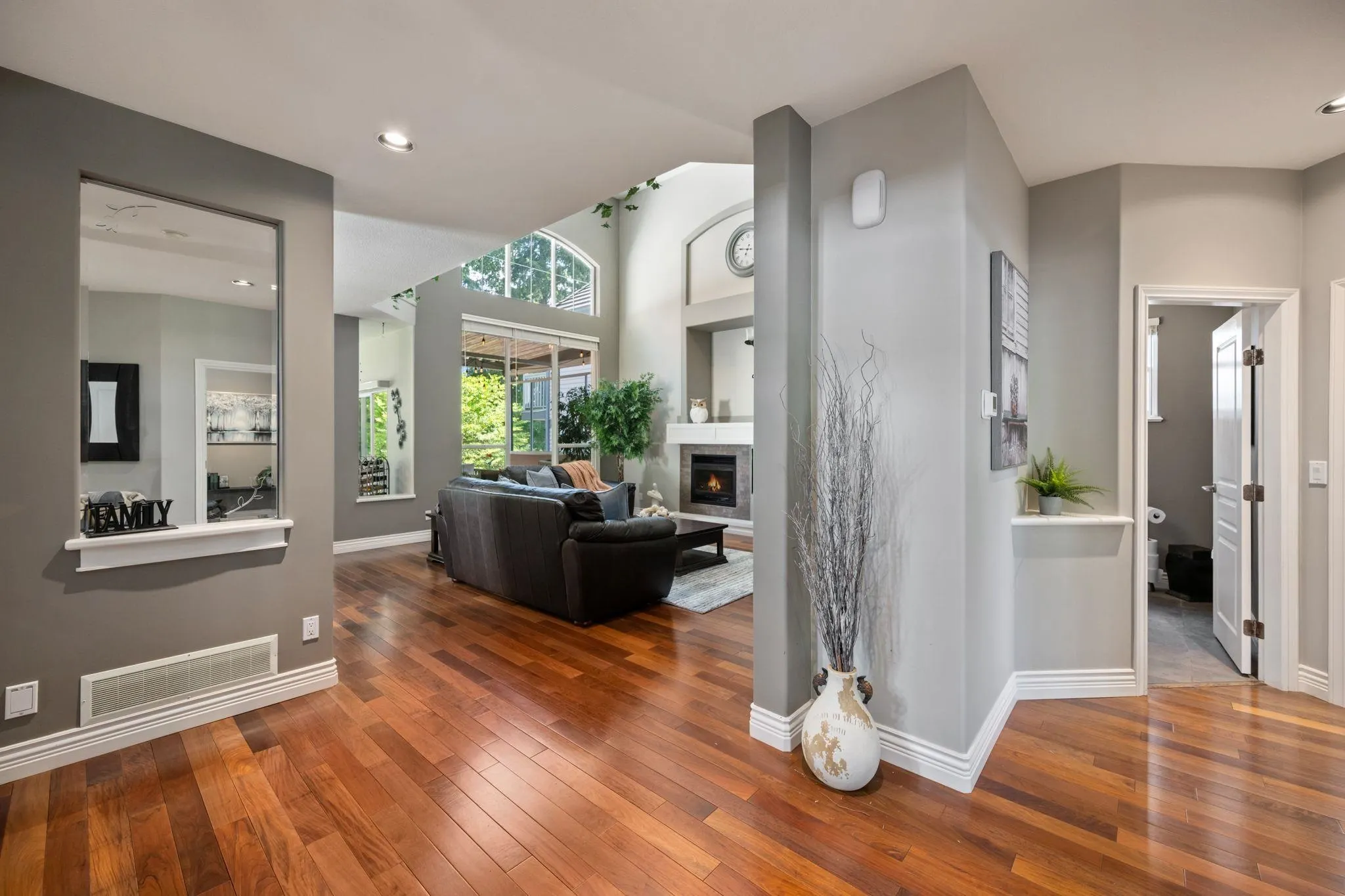 3277 Chartwell Grn