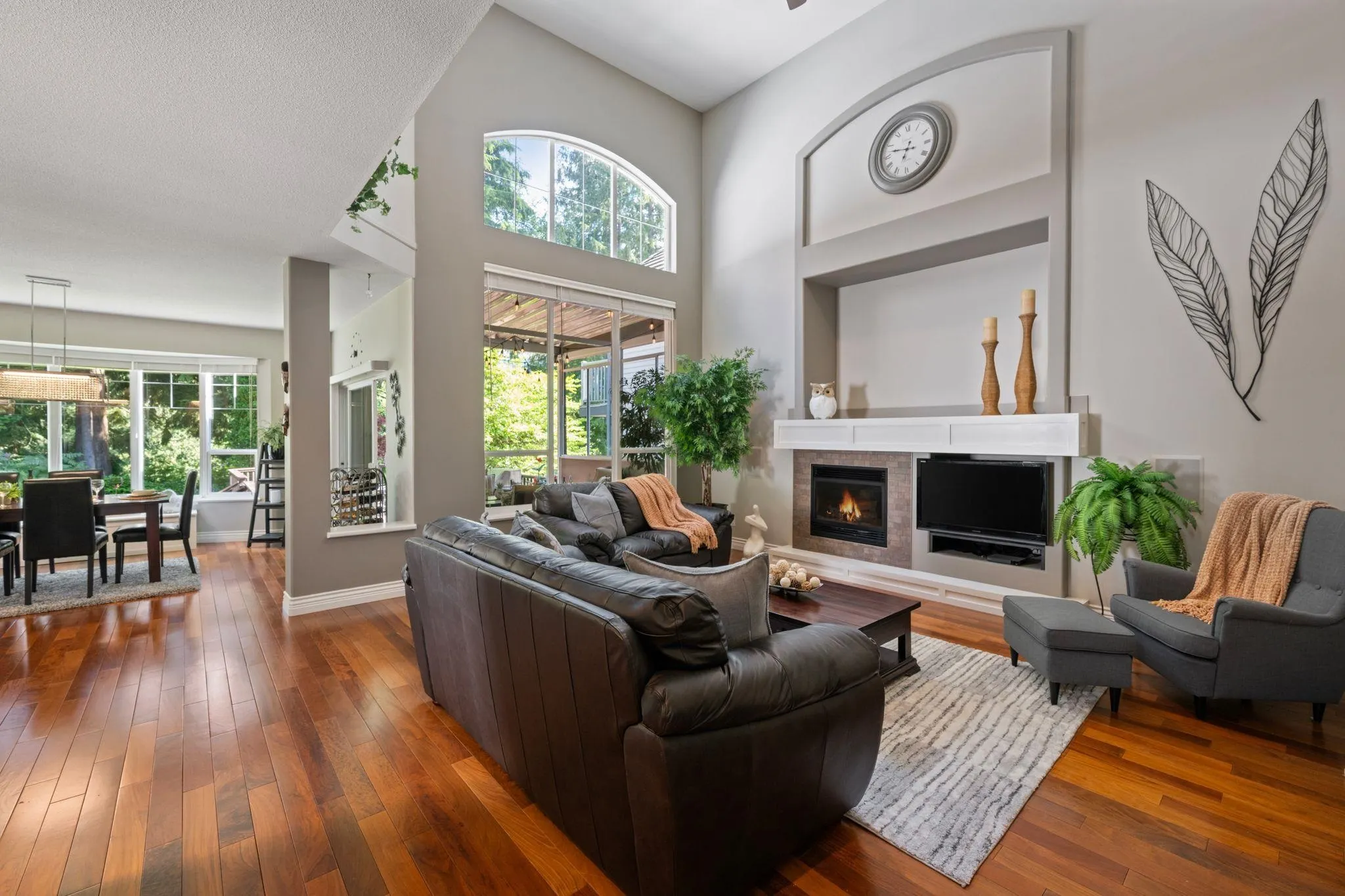 3277 Chartwell Grn
