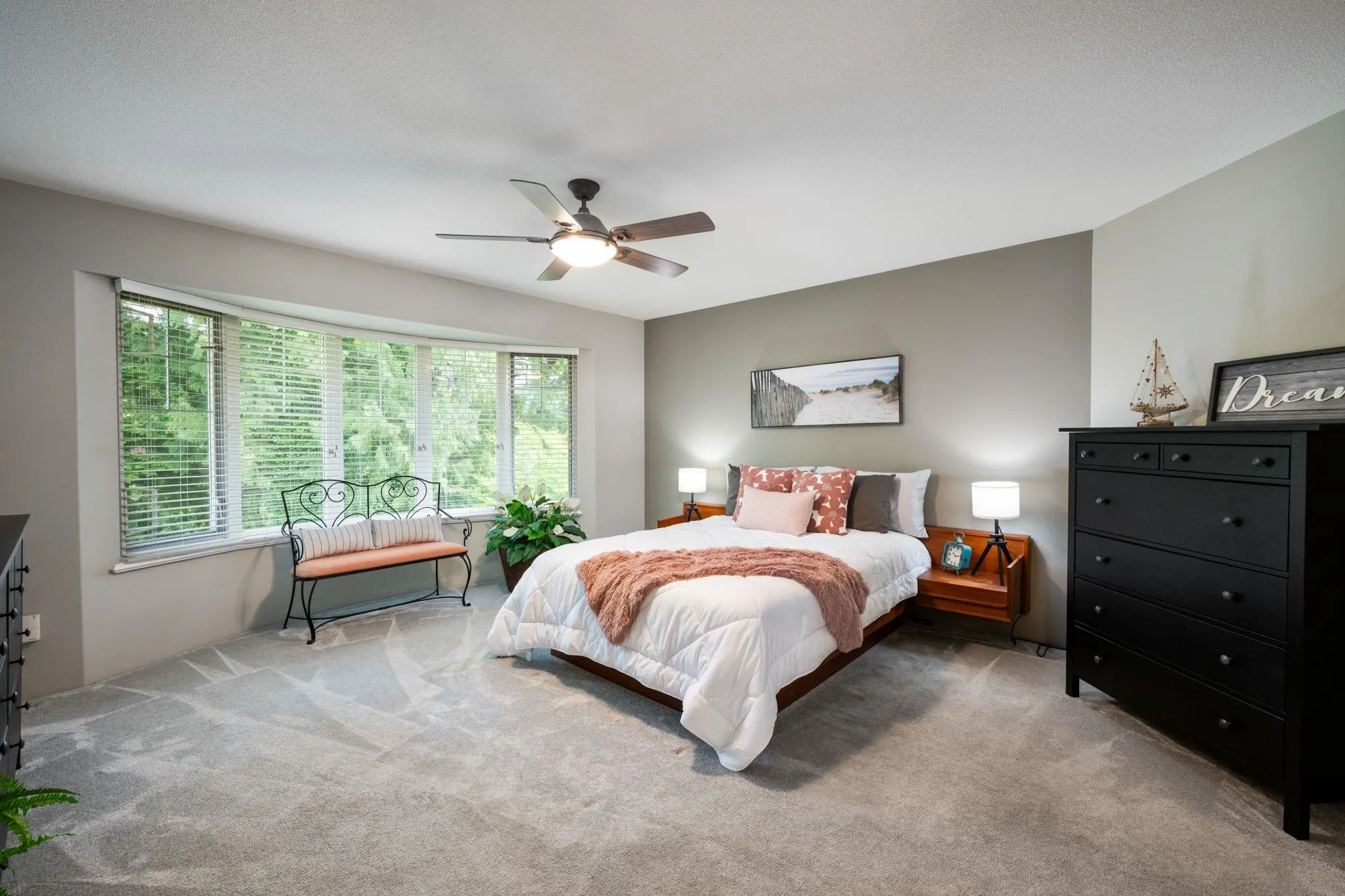 3277 Chartwell Grn