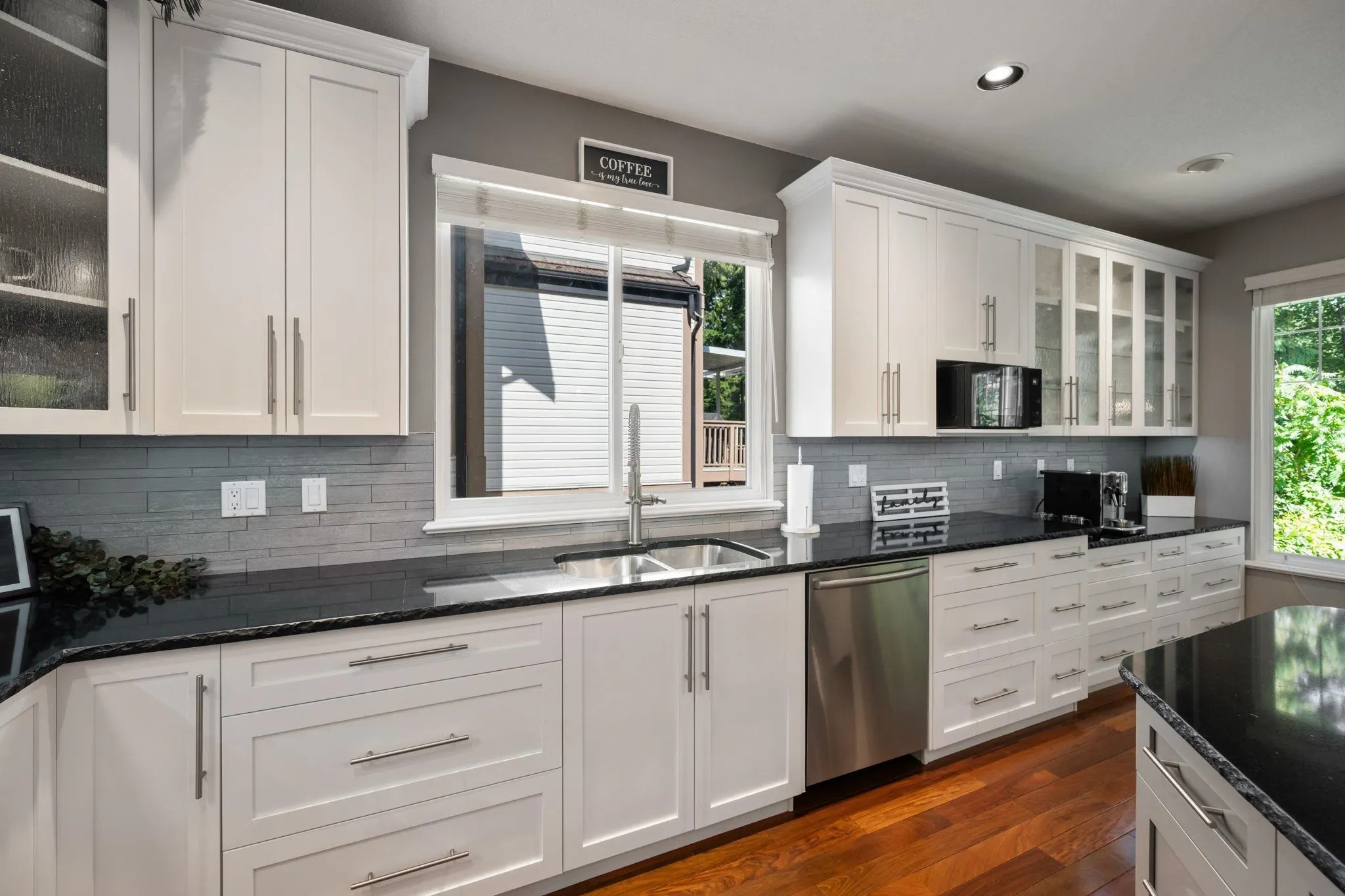 3277 Chartwell Grn