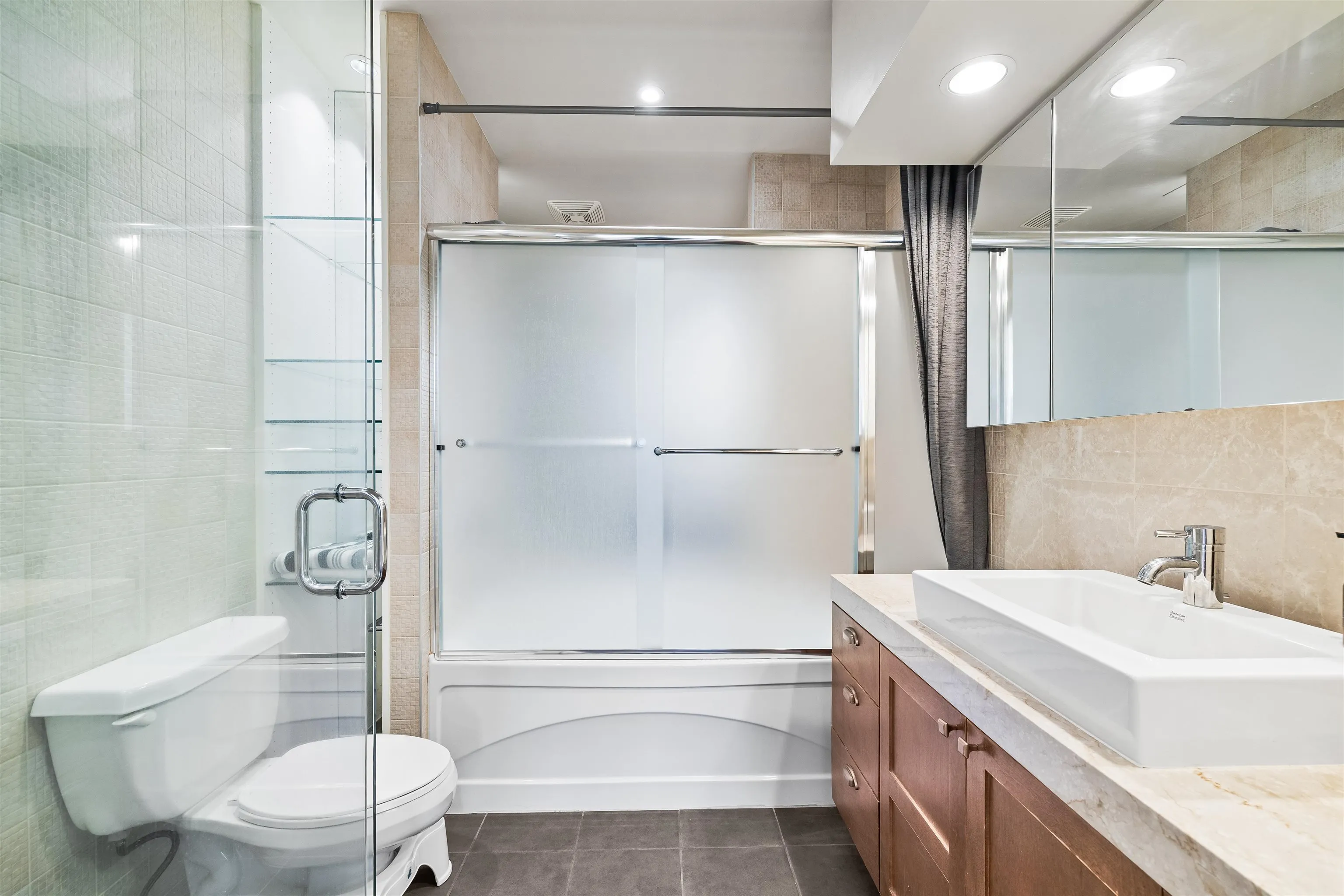 1333 West Georgia Street #609