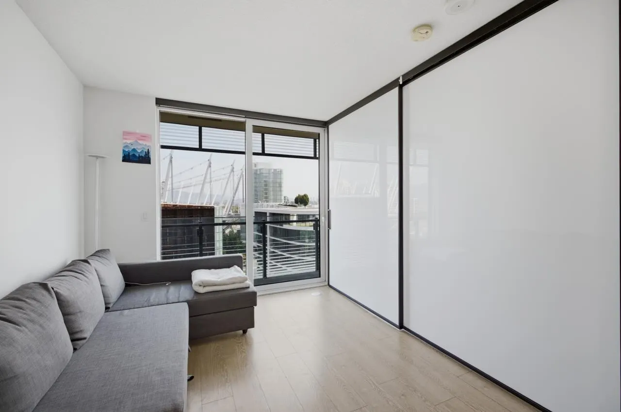 89 Nelson Street #2007