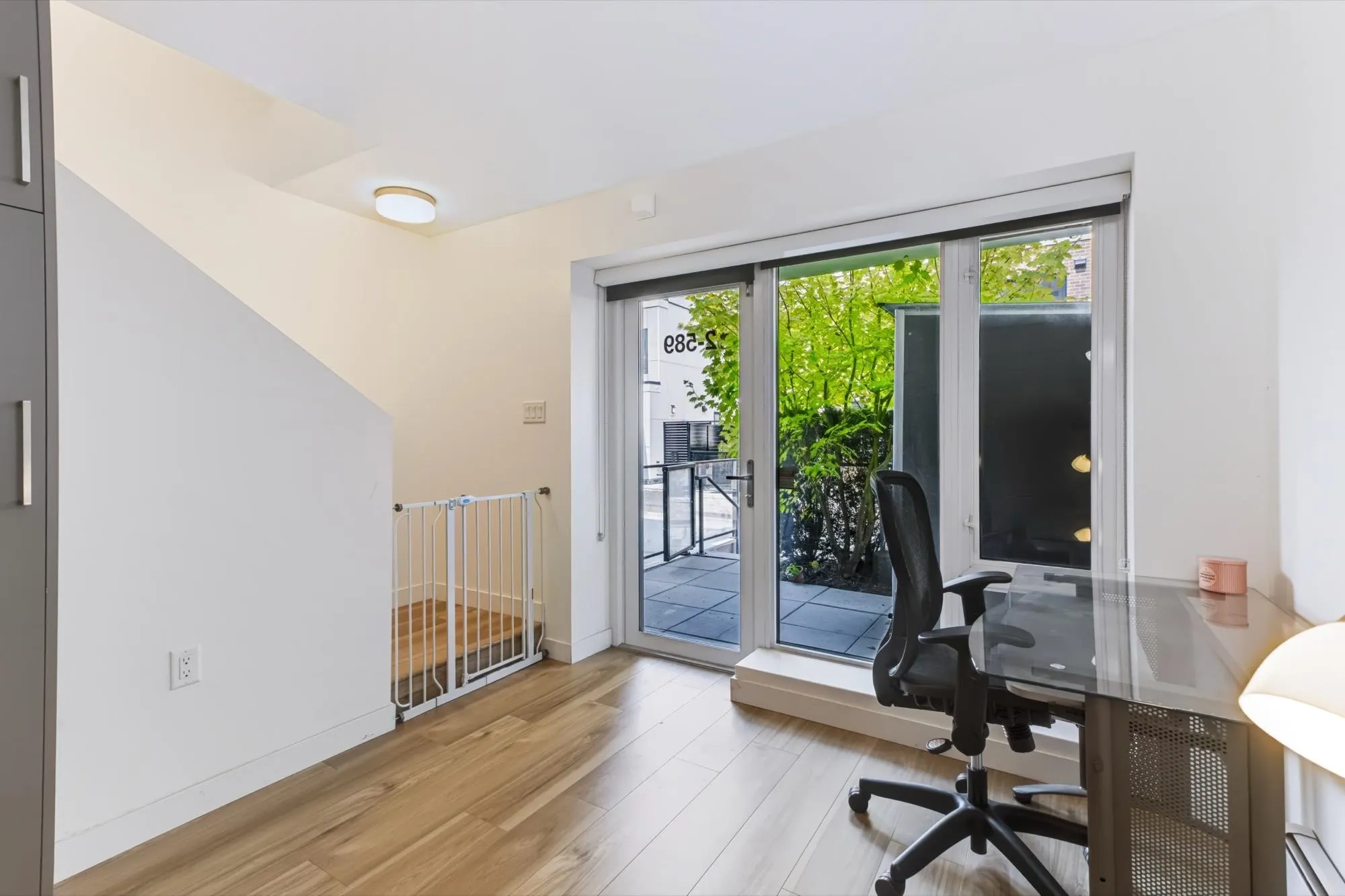 589 W King Edward Avenue #2