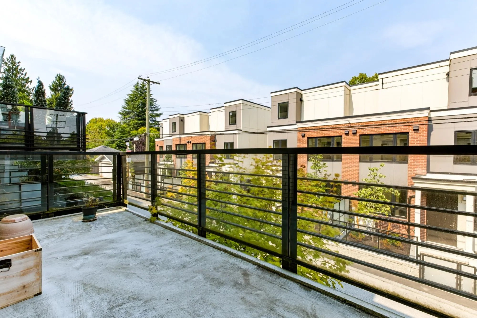 589 W King Edward Avenue #2