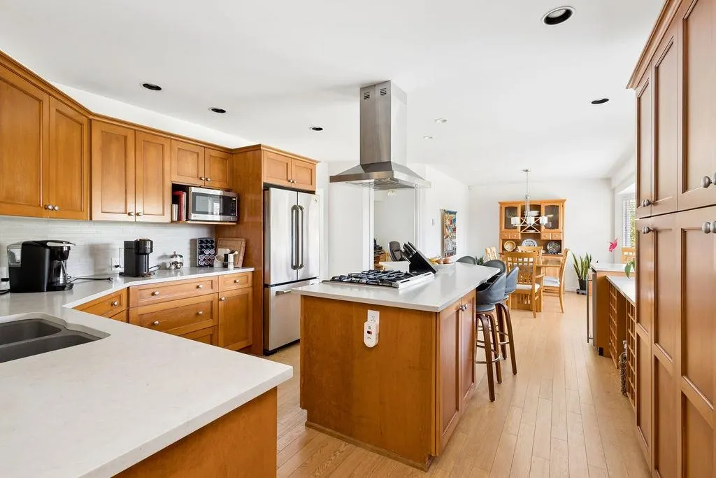 1005 Westmount Drive