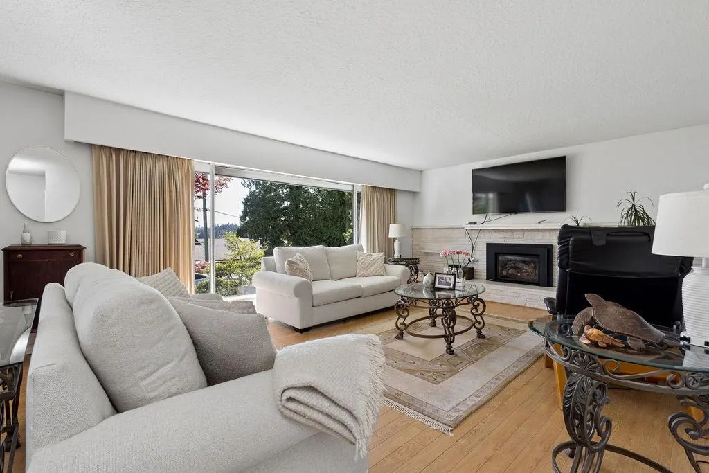 1005 Westmount Drive
