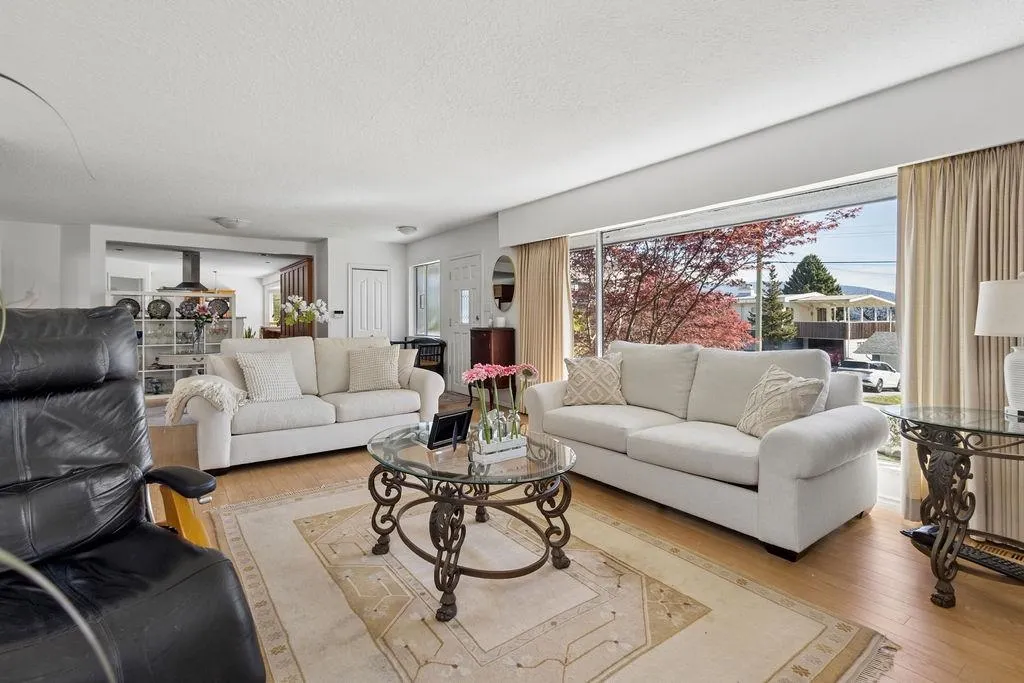 1005 Westmount Drive